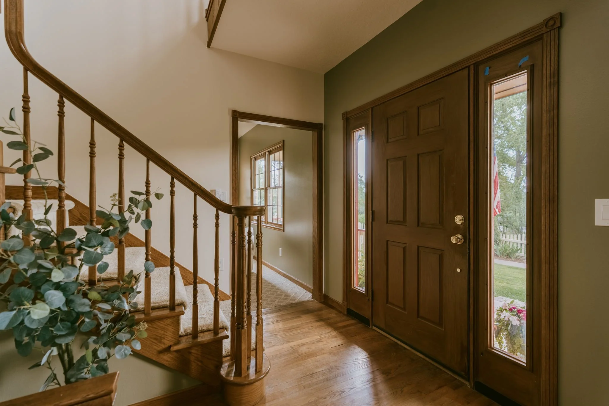 Character-filled entry and staircase