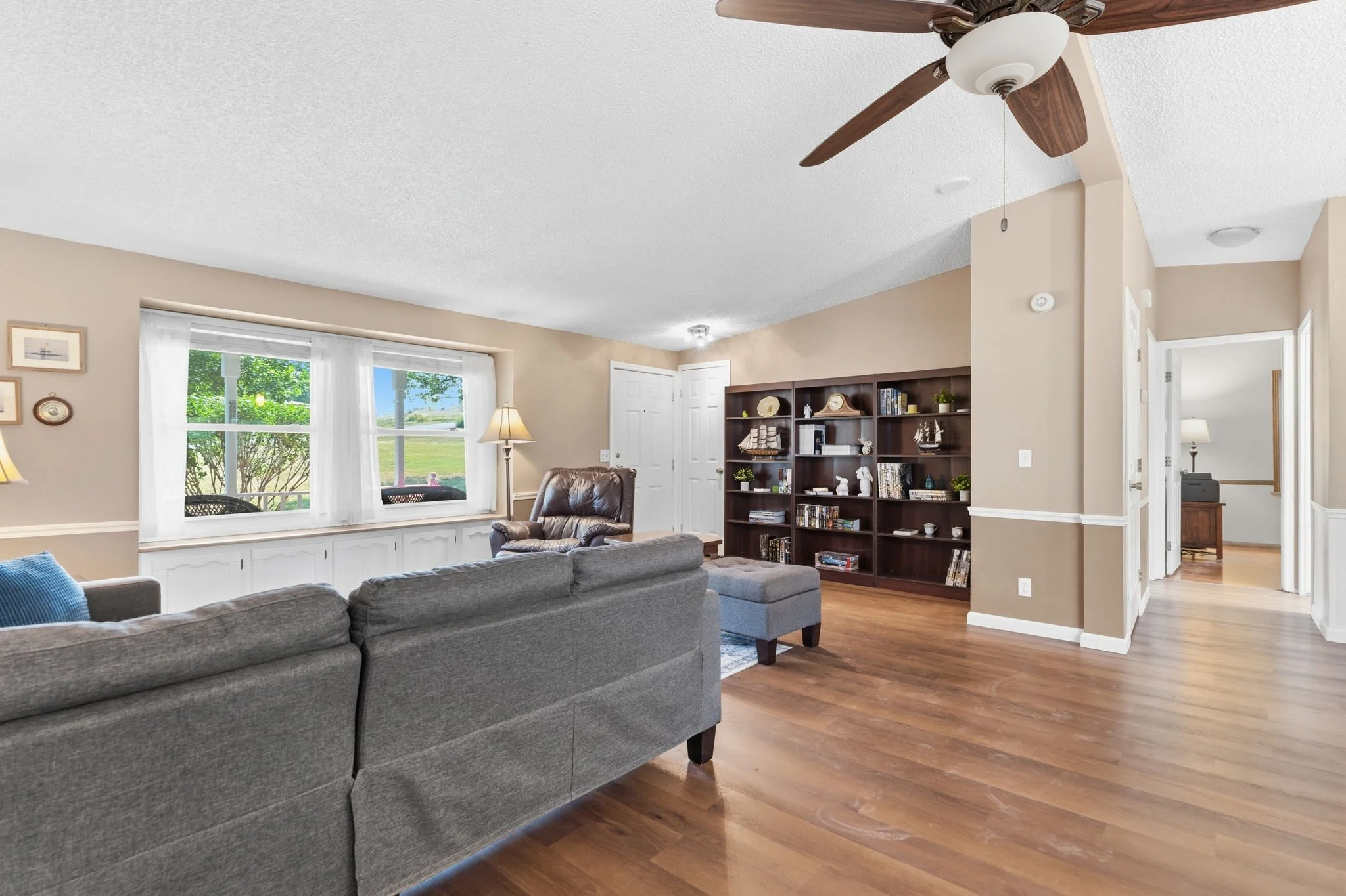 Light, bright and open floorplan
