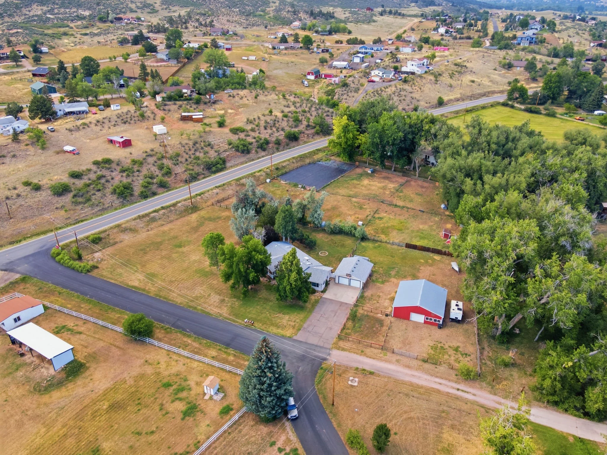 Easy access to the canyon to head out to the mountains for a day of adventure!