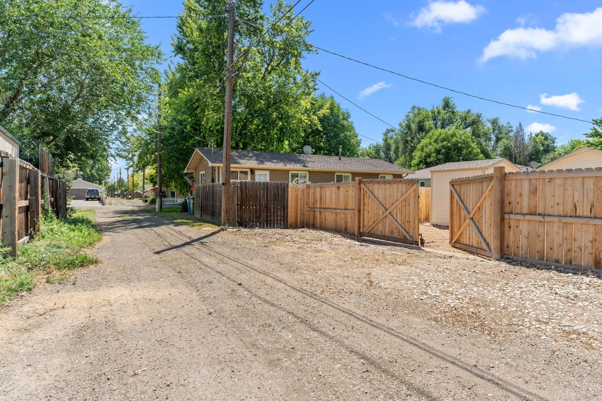 Alley access with an oversized gate - park your RV, work vehicle, trailer, or small boat