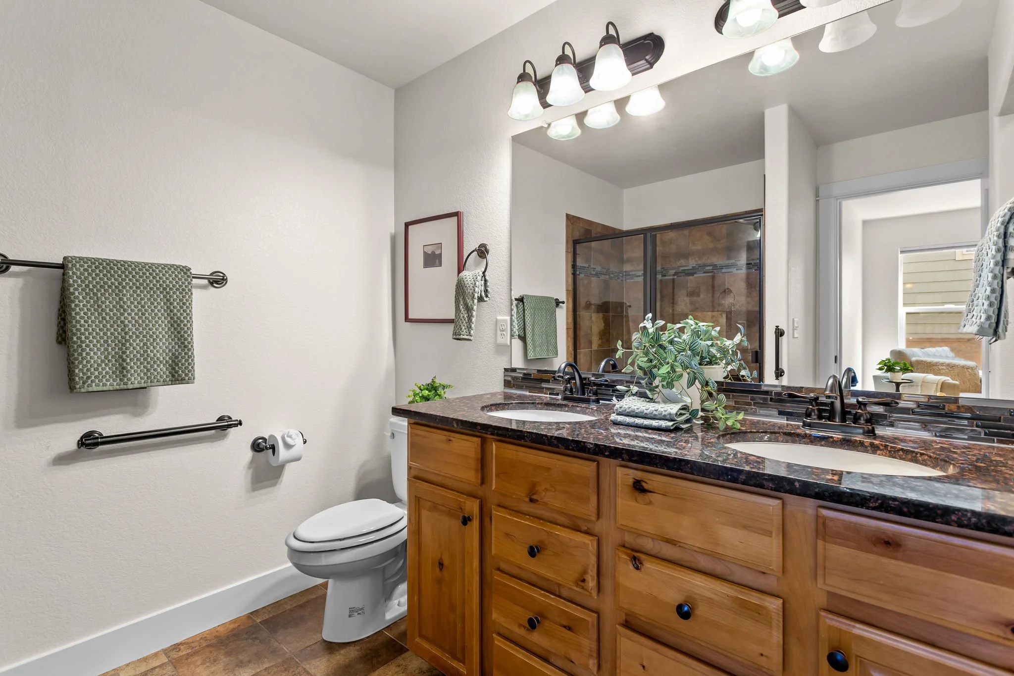 Three-Quarter Primary Bath