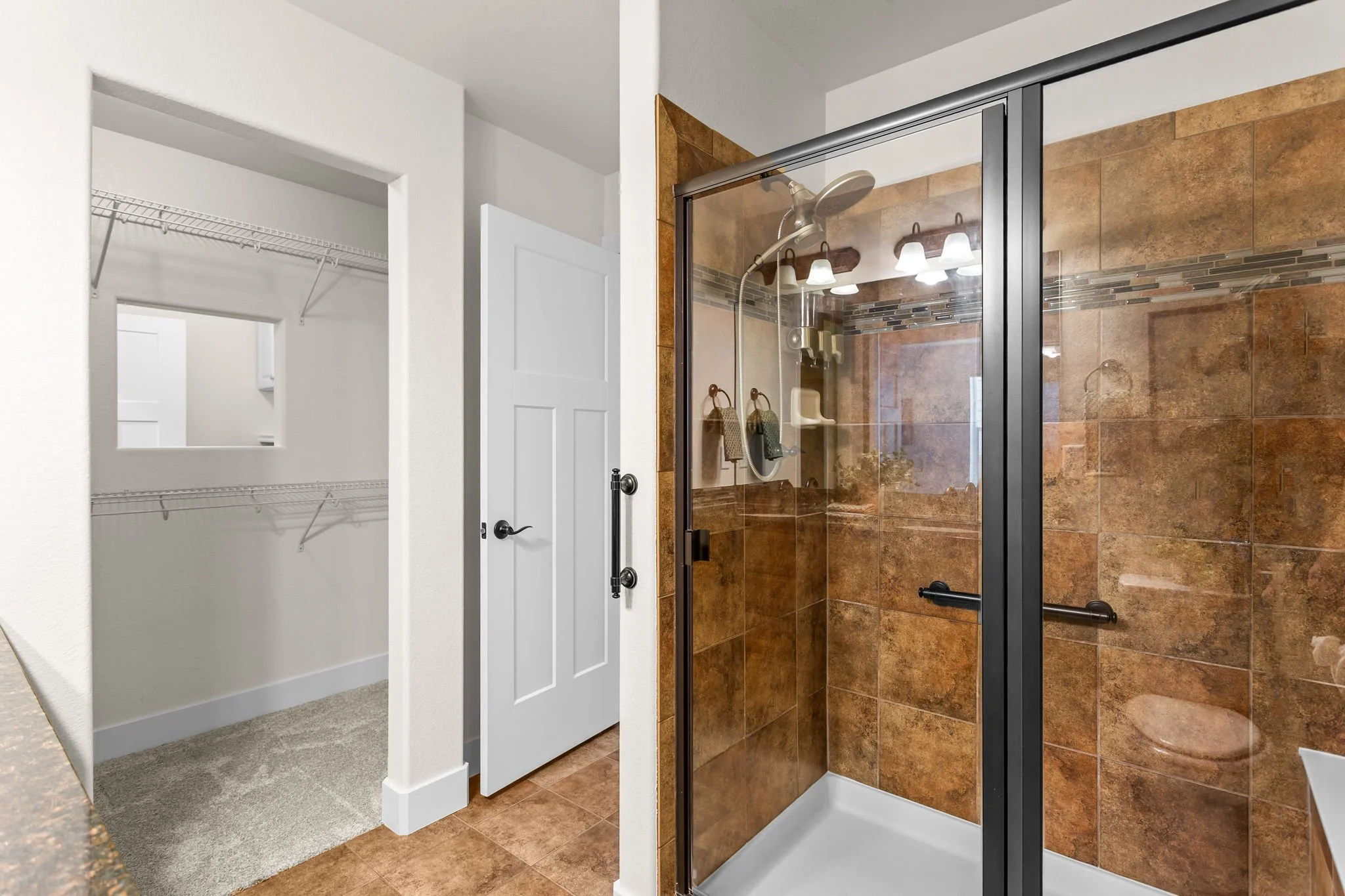 Large Primary Shower