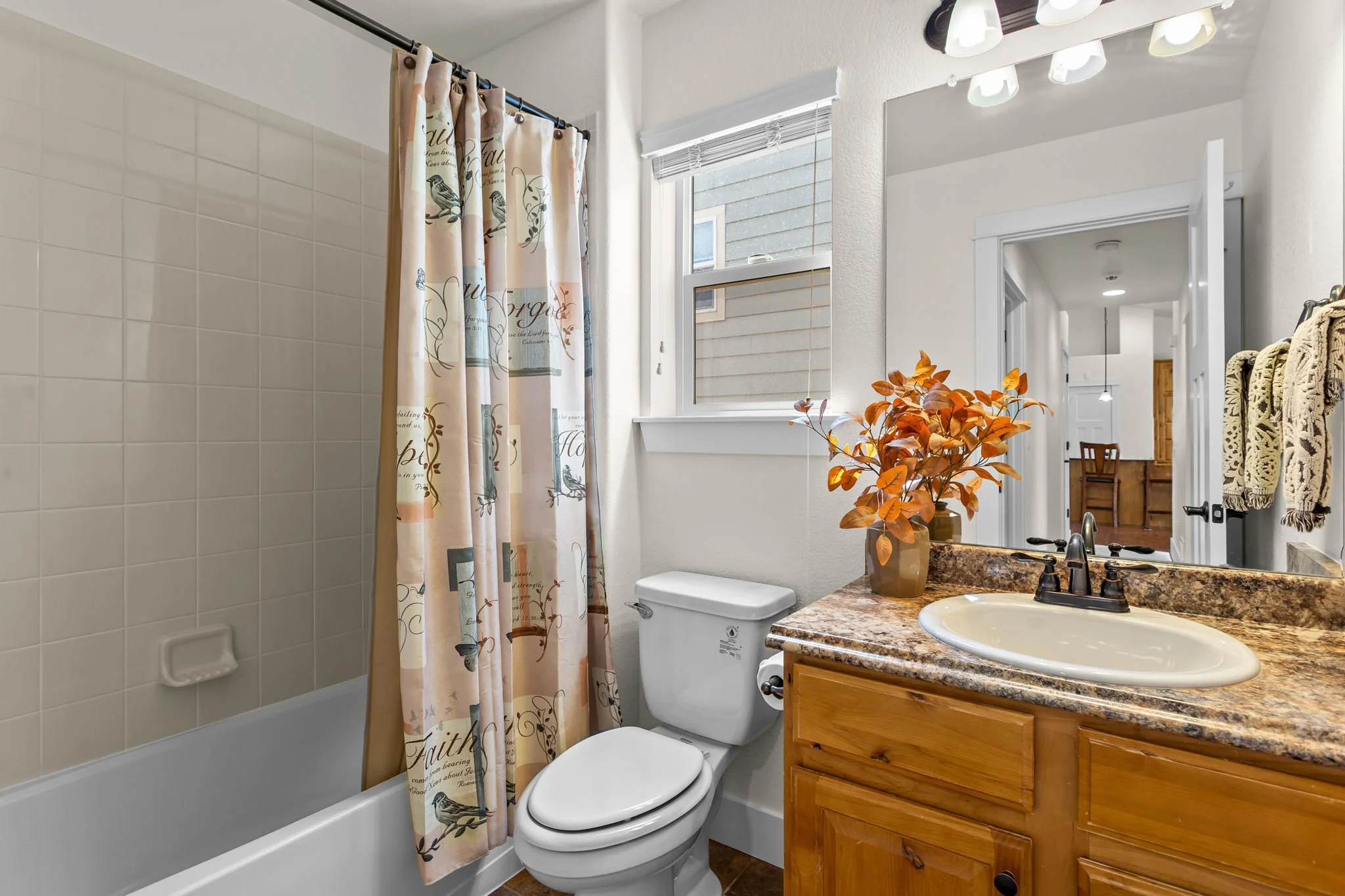 Full Main-Level Bath