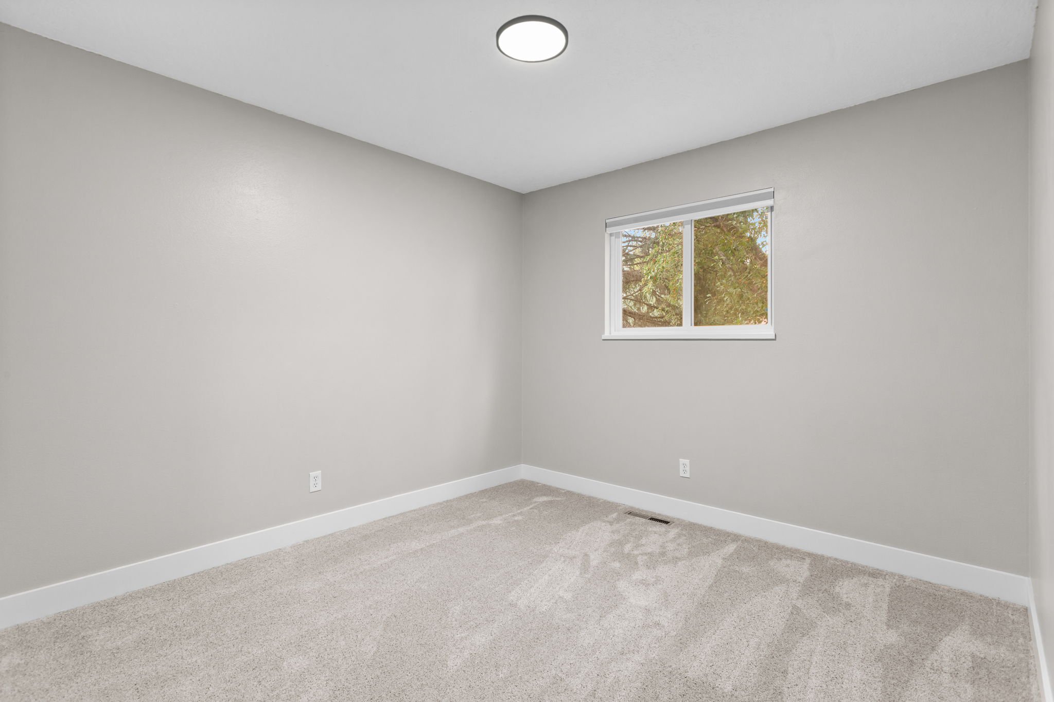 Second Bedroom (Upper Level)