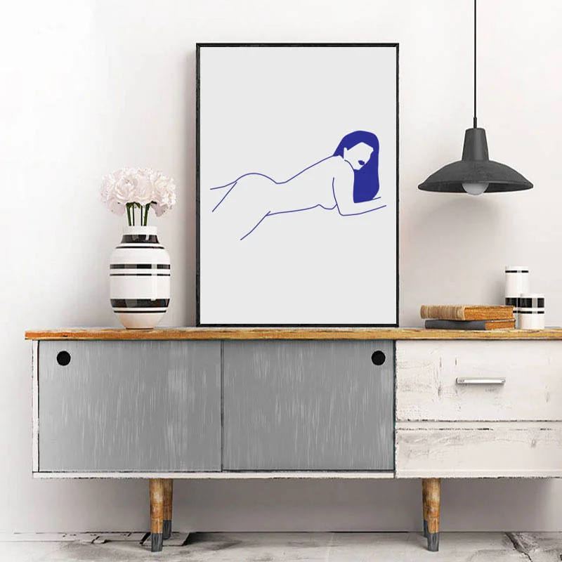 Curvy 3 blu - big frame.jpg