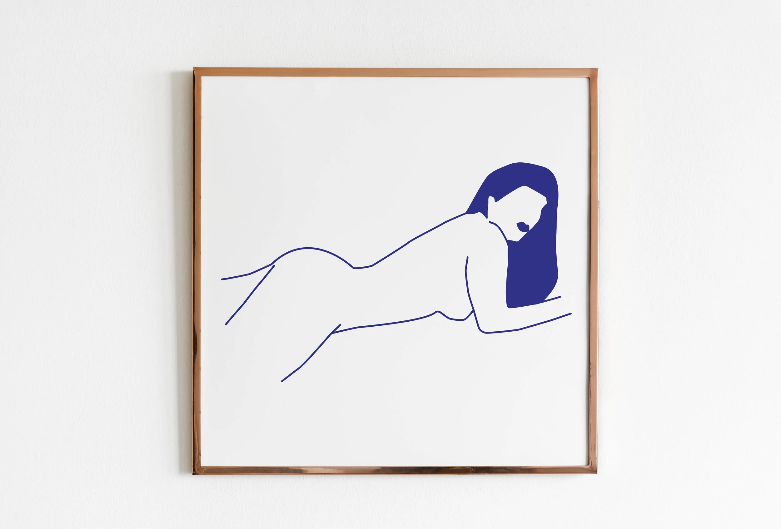 Curvy 3 blu - square frame.jpg