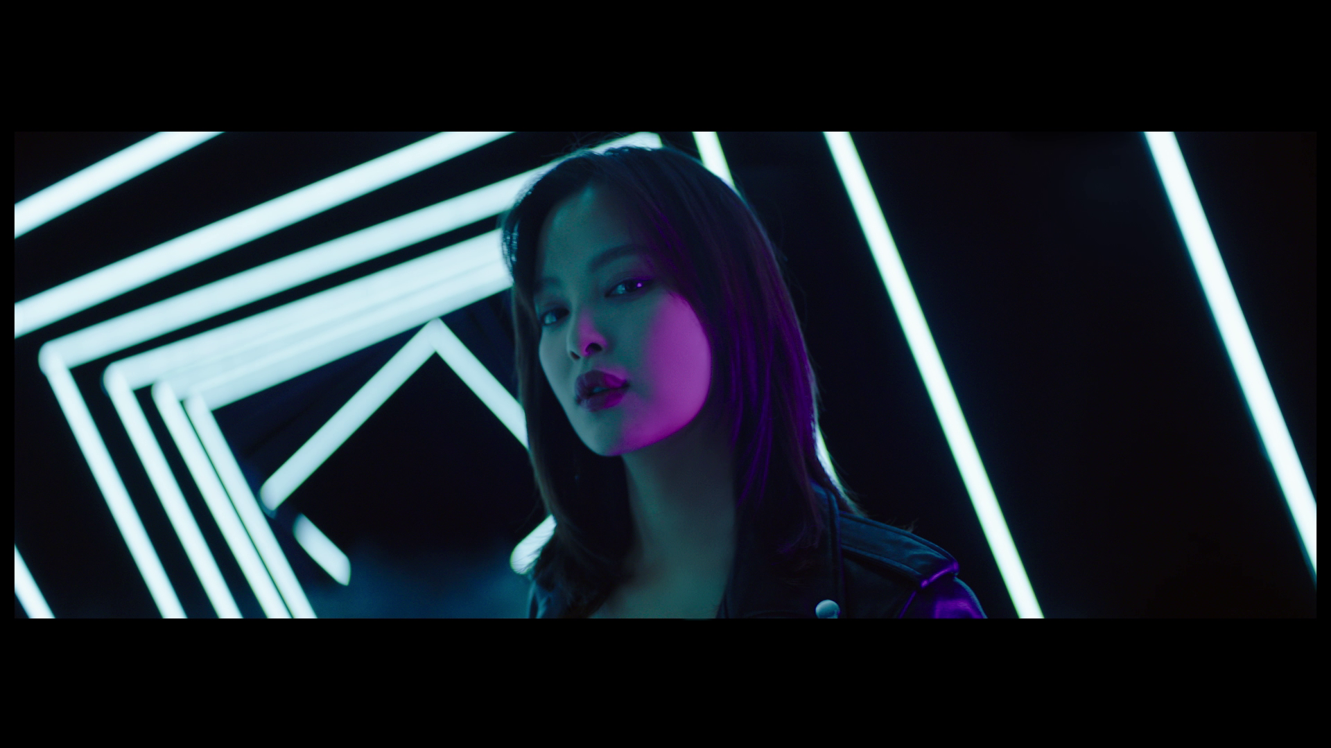 vlcsnap-2018-05-01-00h20m51s294.png