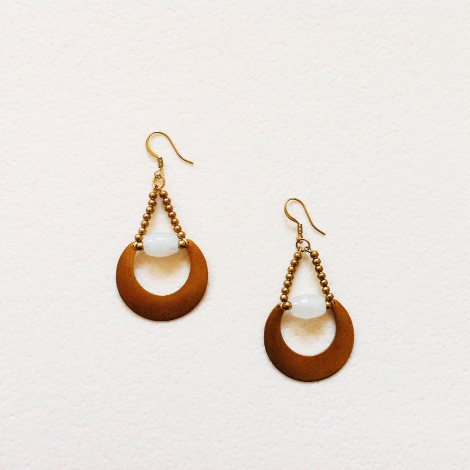 https://i.etsystatic.com/6518018/r/il/97d8ab/575496681/il_fullxfull.575496681_ir2f.jpg