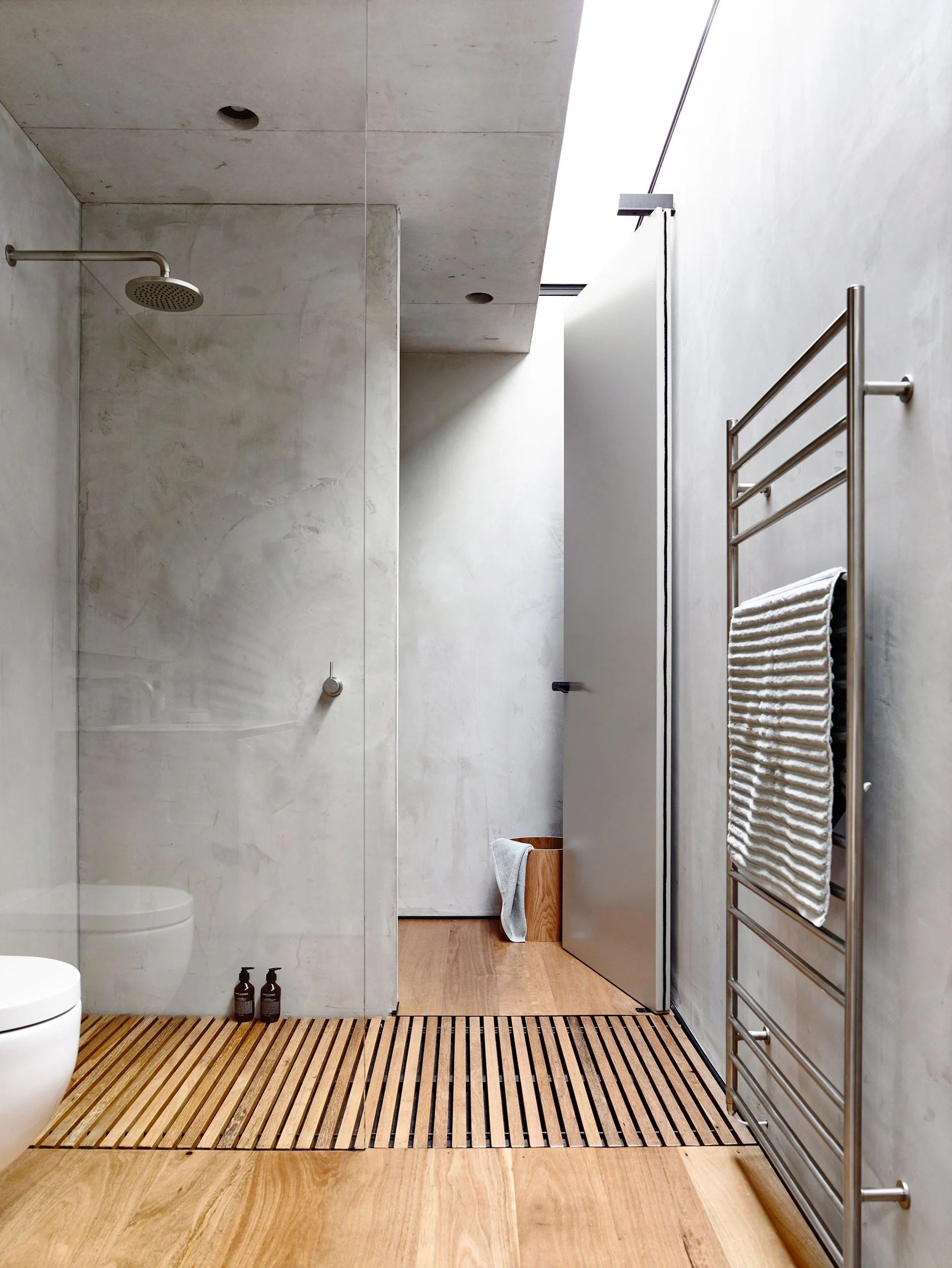 1468470741943_Elwood-Bathroom.jpg