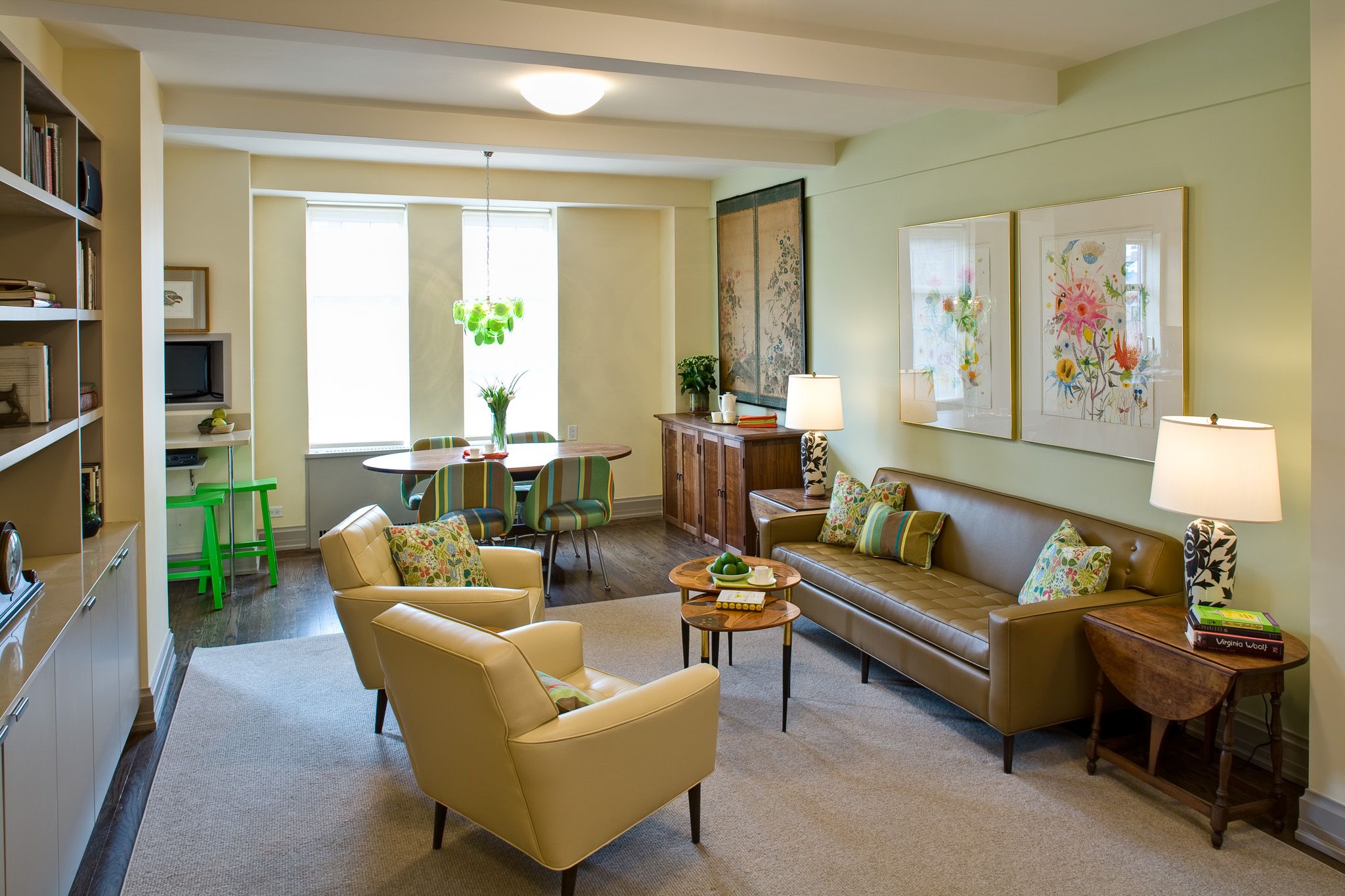 Studio combination. Front studio living/dining room