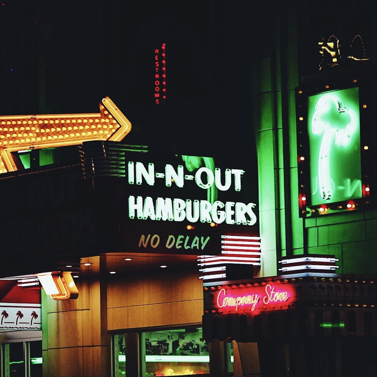 FAST FOOD