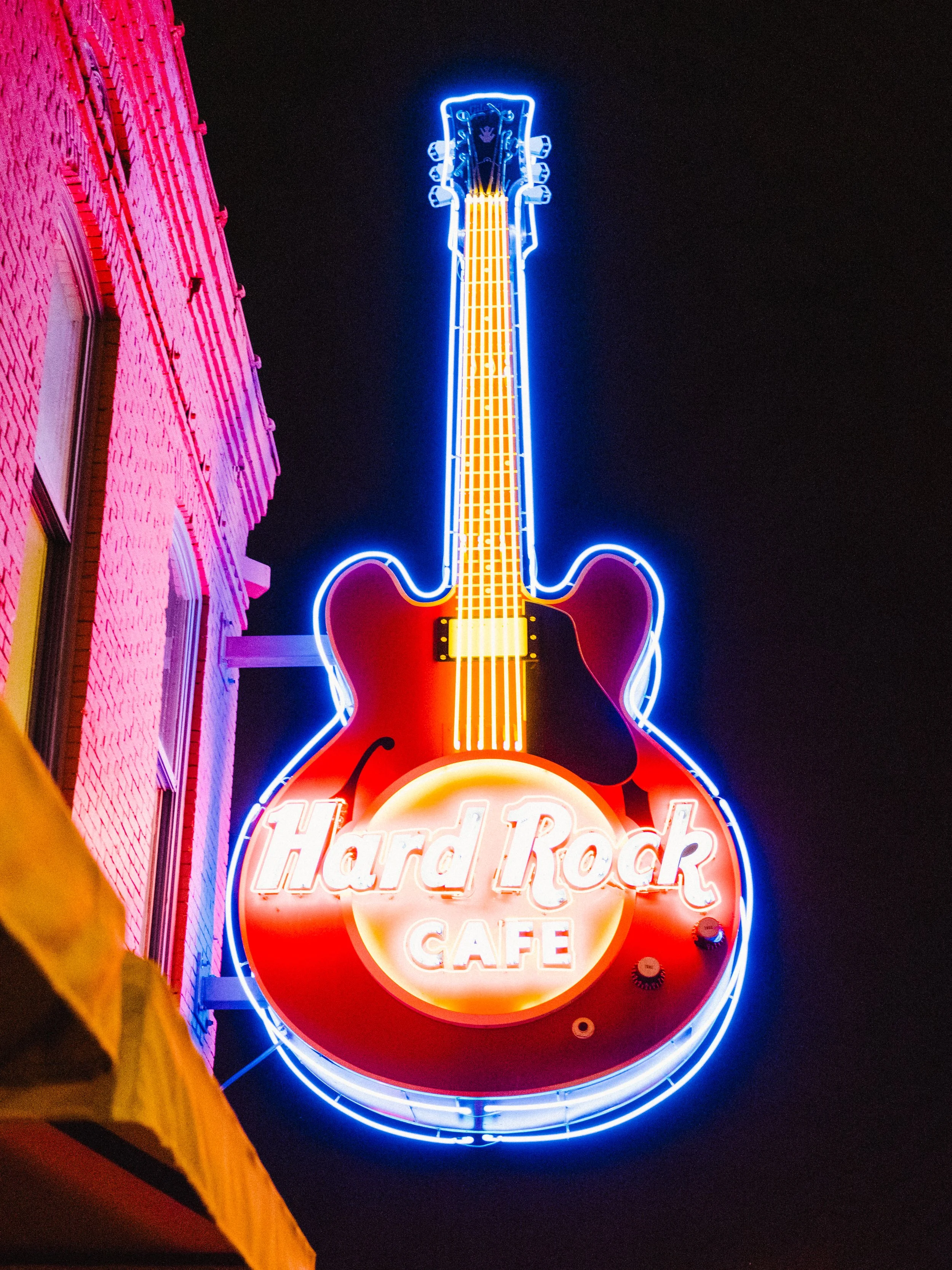 HARD ROCK