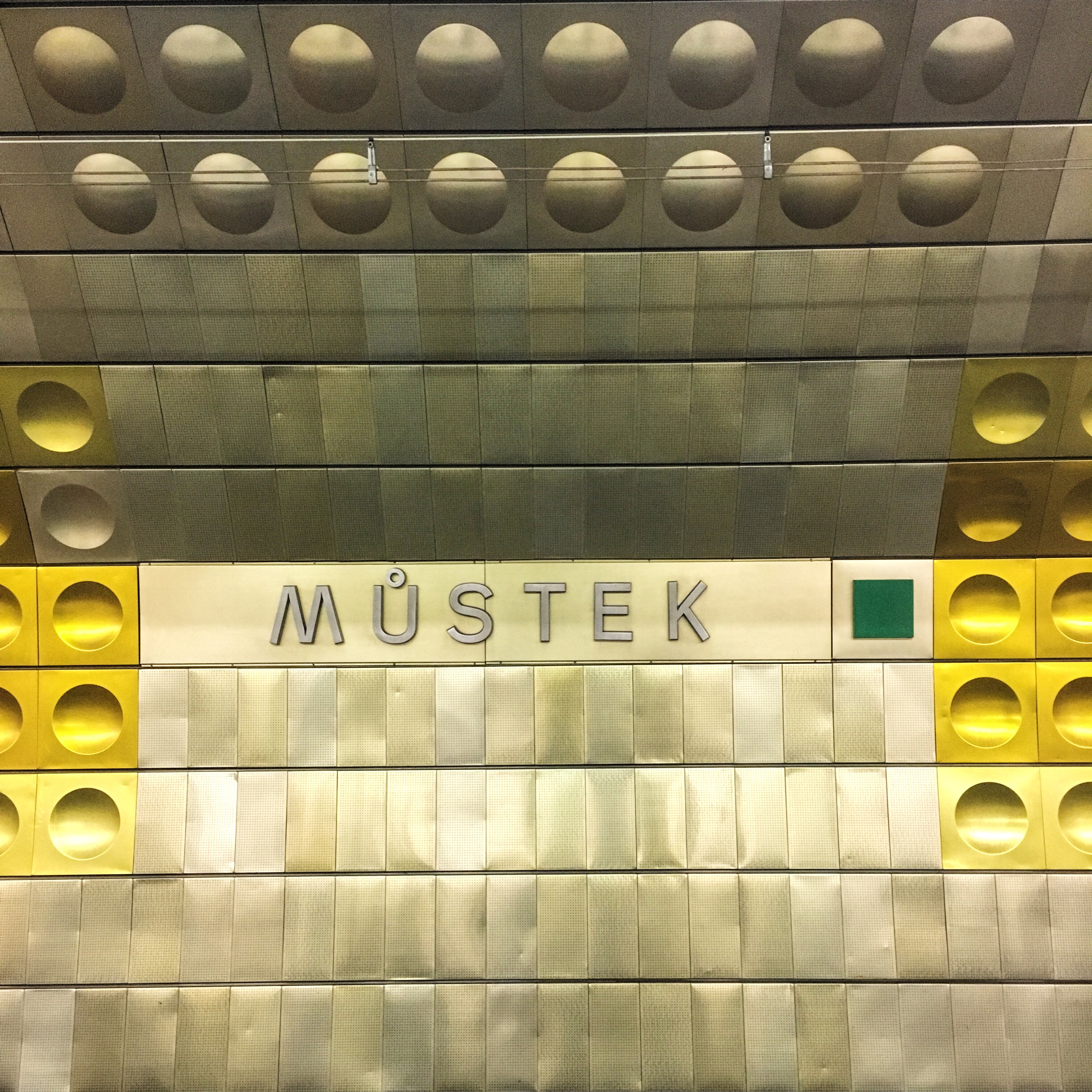 Mustek