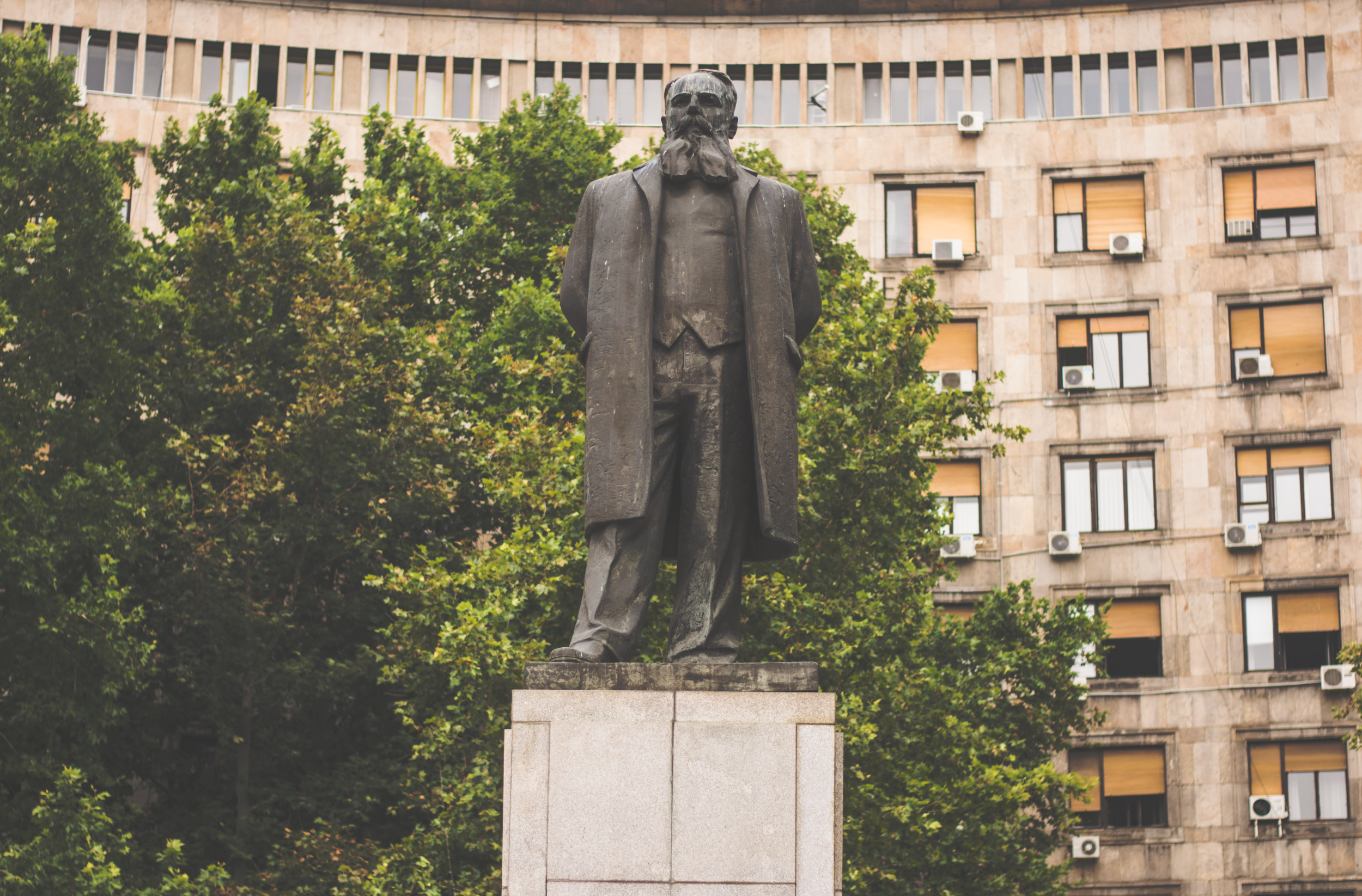 Nikola Pasic Statue