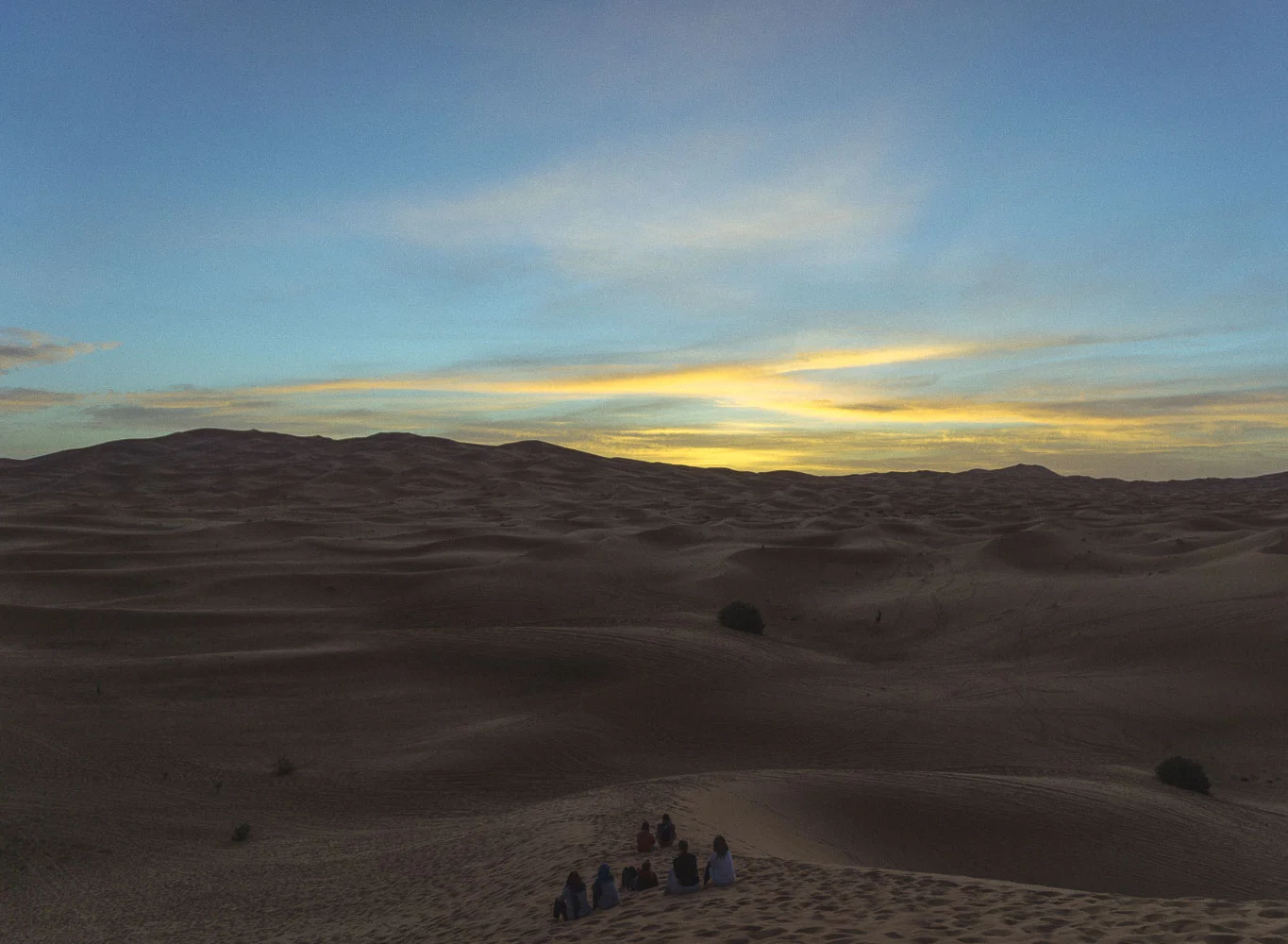 SunriseInSahara9526.JPG