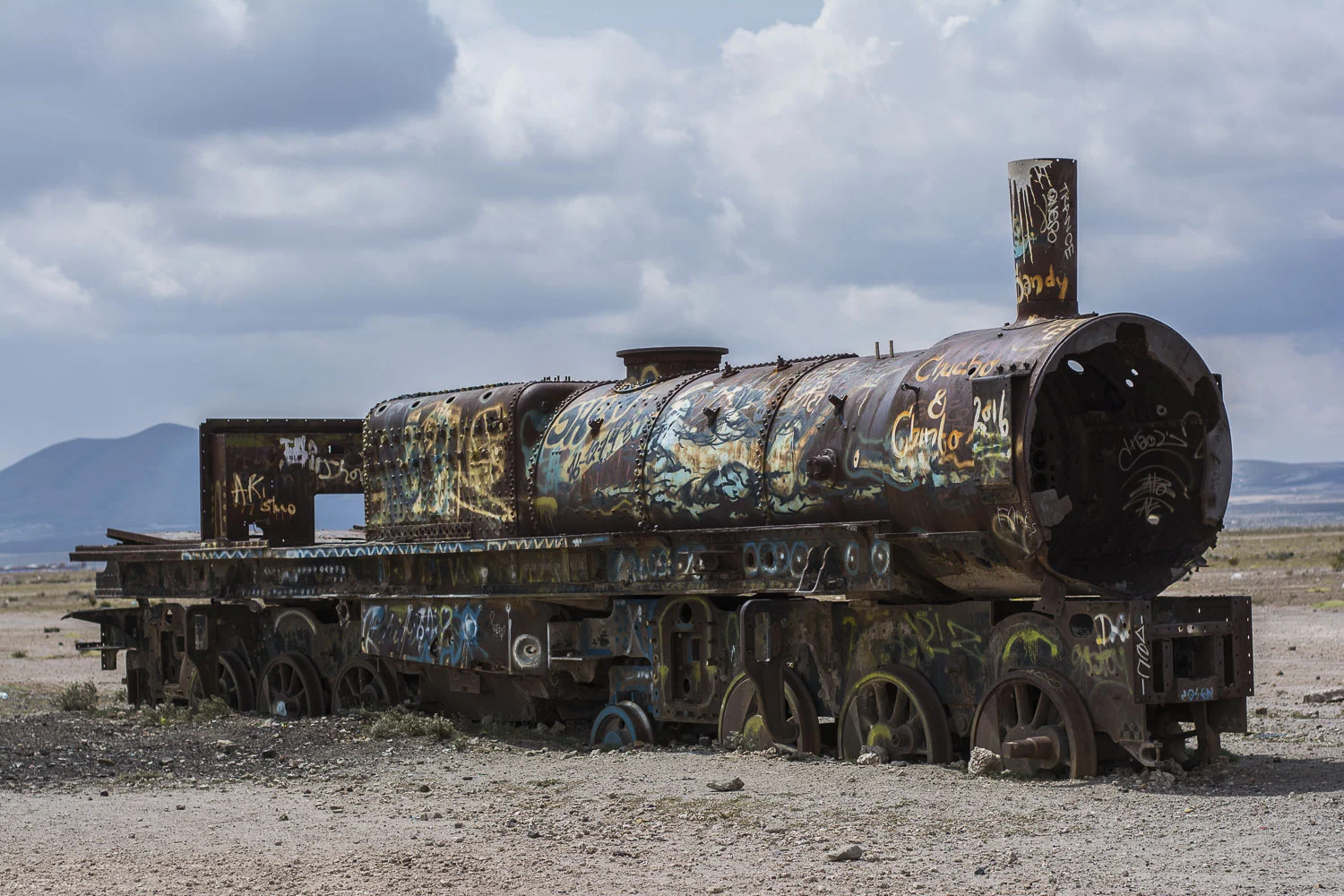 TheTrainGrave_Bolivia.JPG