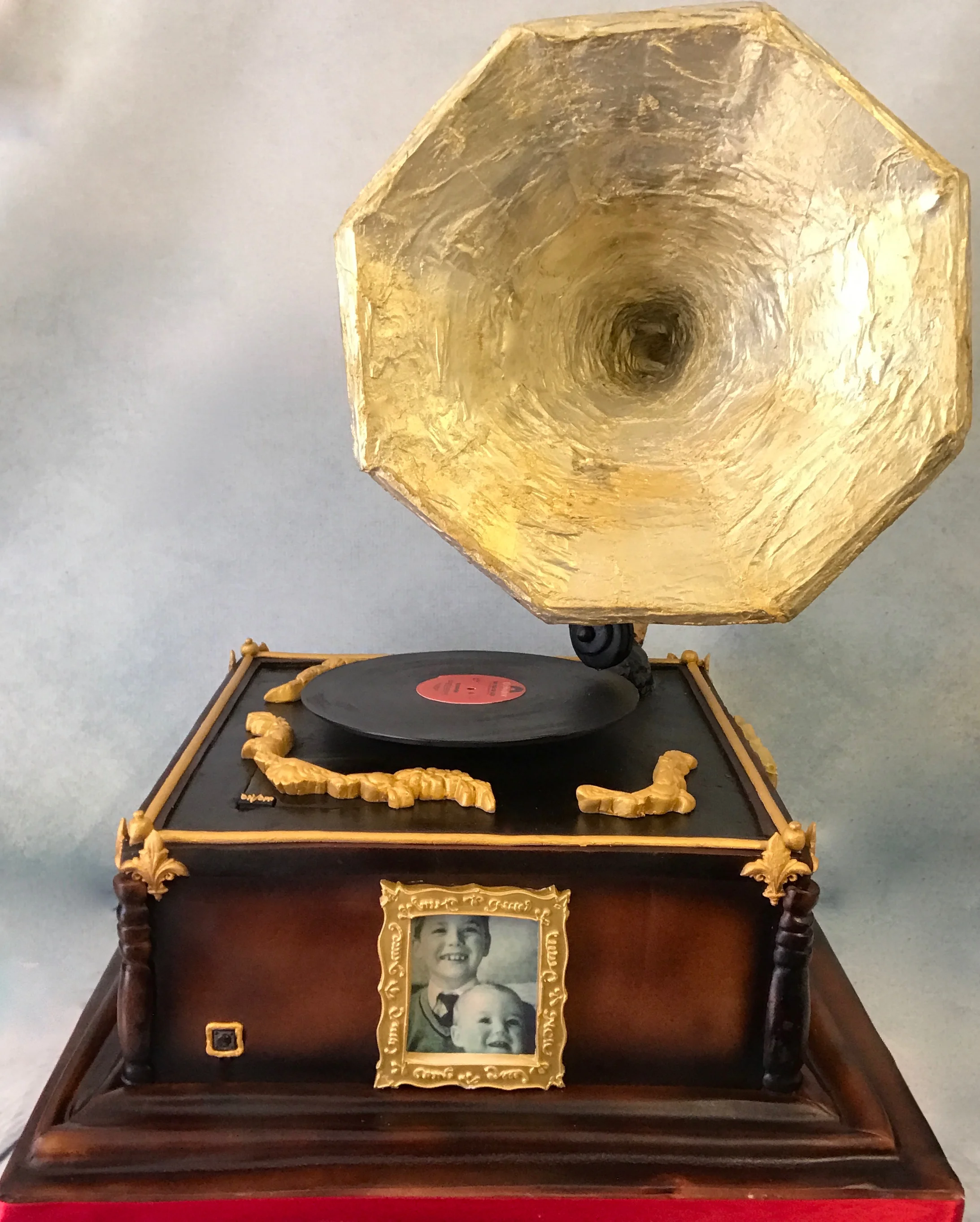 Gramophone cake. The gramophone played music and the chocolate record spun