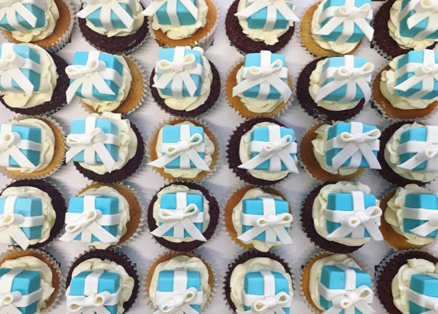Tiffany box cakepops