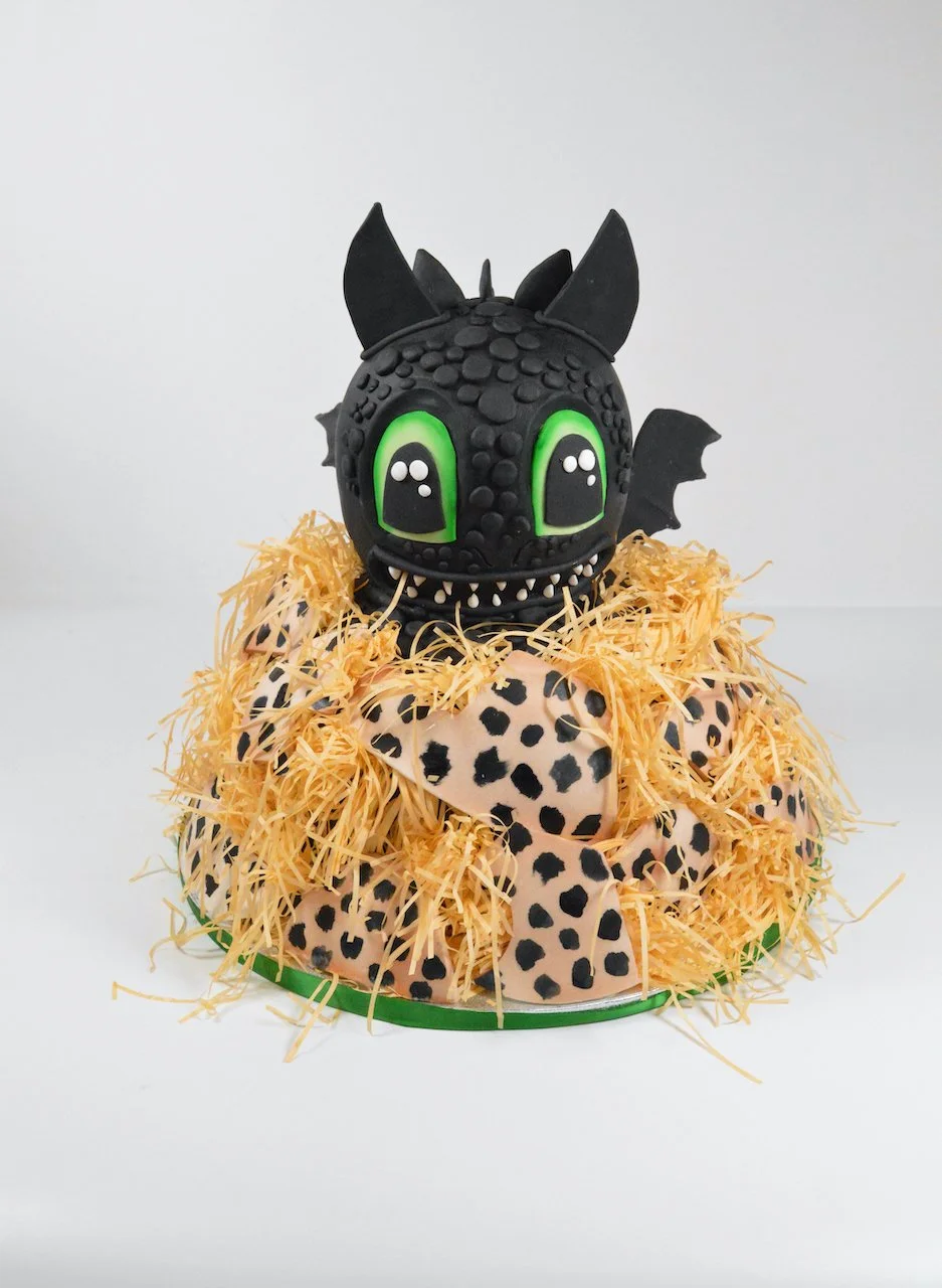 How to Train your Dragon cake