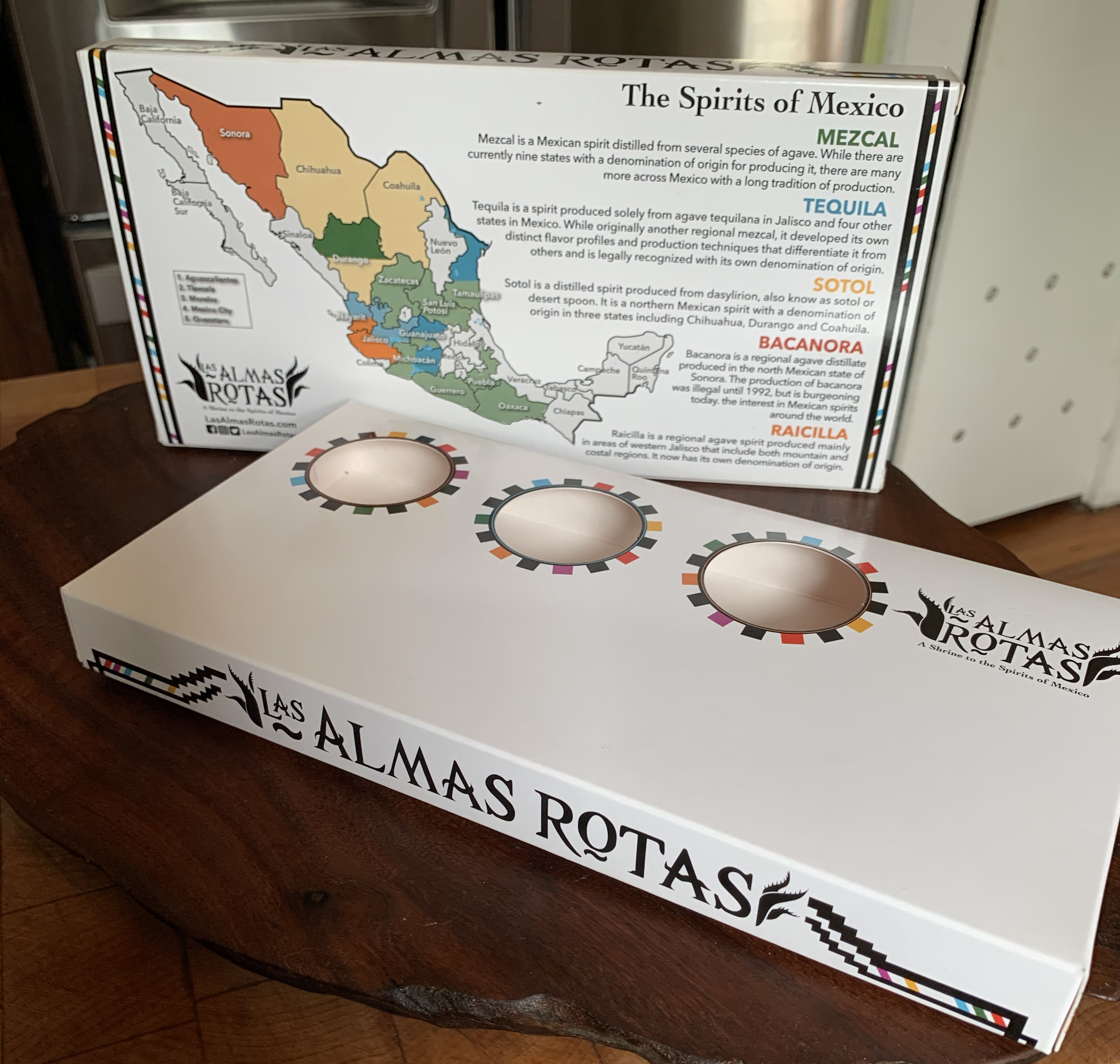 Portable flight boards for mezcal flights.