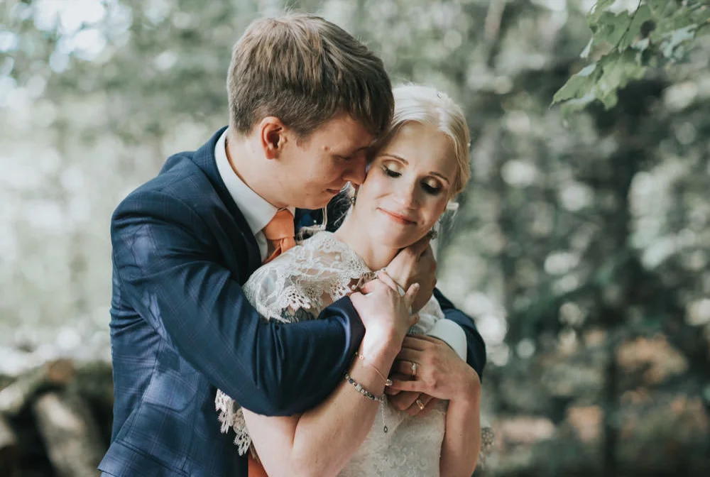 Cool alternative wedding photos