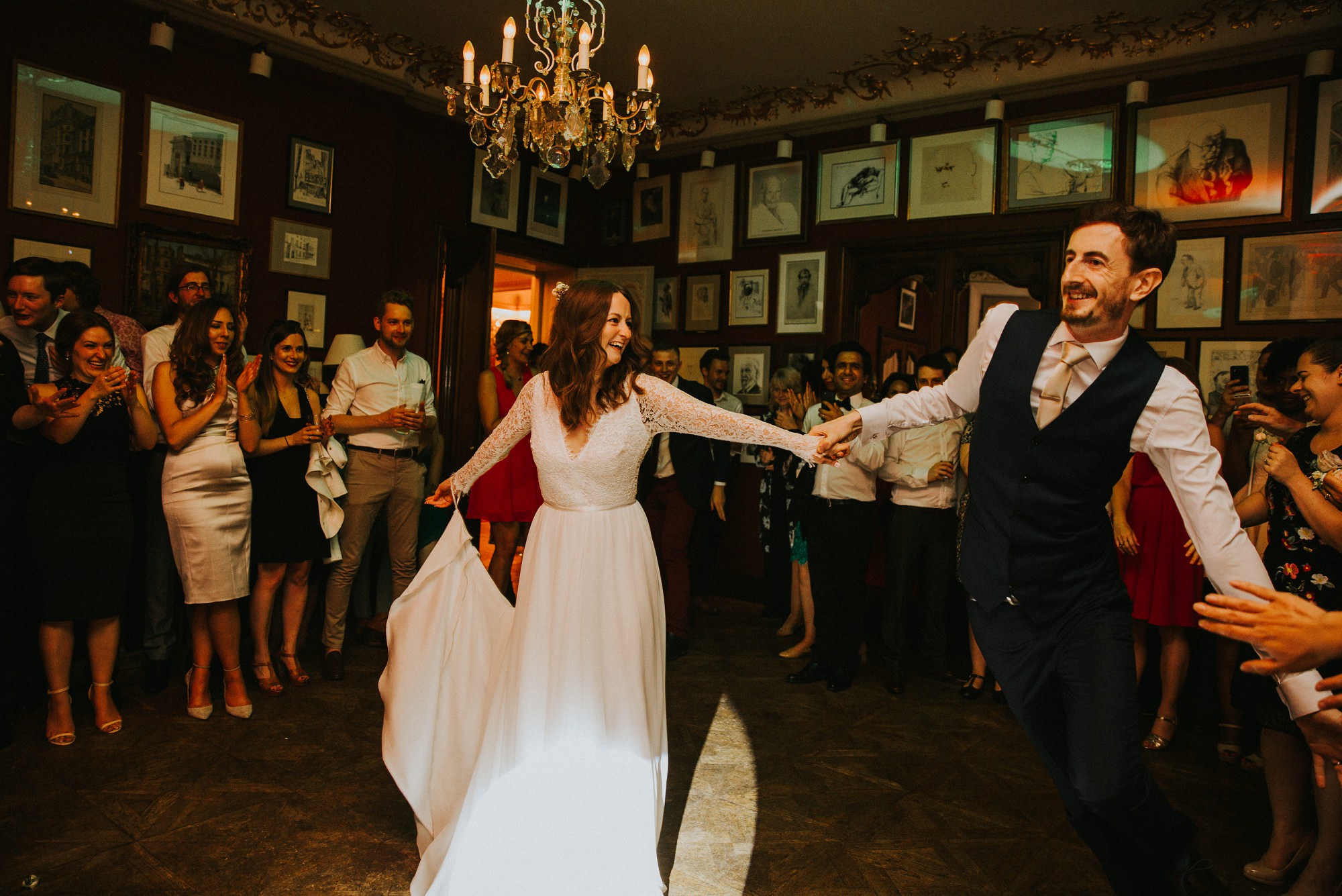 cool quirky wedding photography