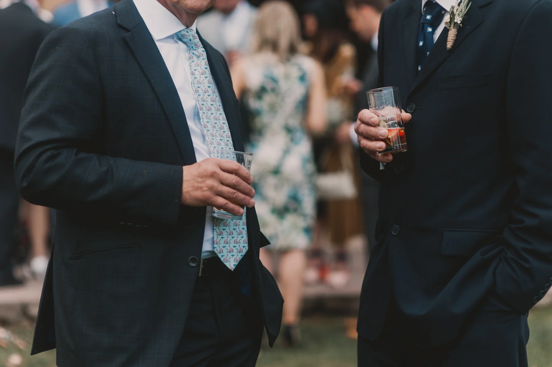 Herefordshire-barn-wedding-highlights-096.jpg