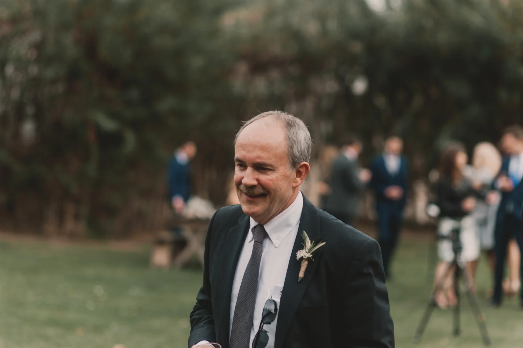 Herefordshire-barn-wedding-highlights-097.jpg