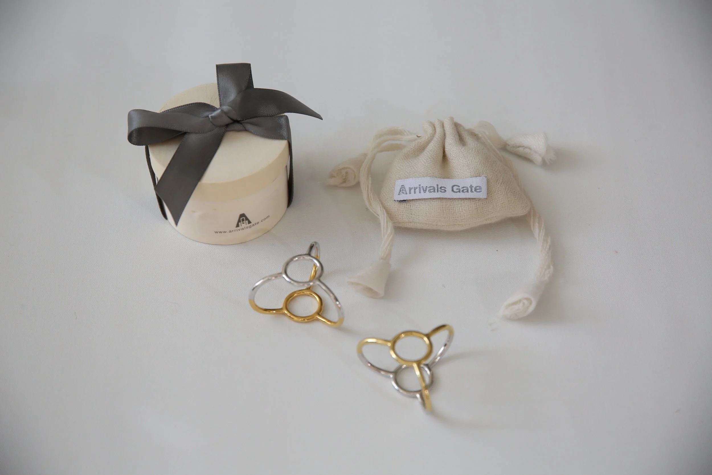 Shawl "Ring" Holder - Shiny finish