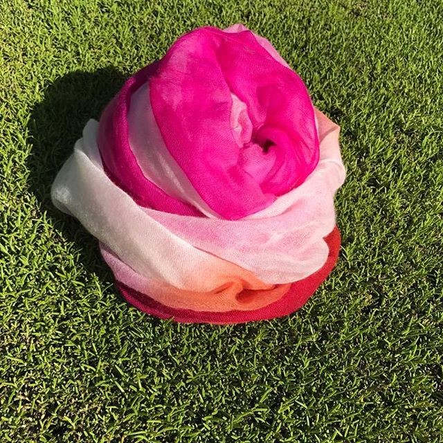 A rose for every woman.  Welcome to &Delta;rrivals Gate &reg; world!
www.arrivalsgate.com 
Namaste!
.
#Cashmere
#Shawl
#Purecashmere
#Wearableart
#Snugfacts
#ArrivalsGate