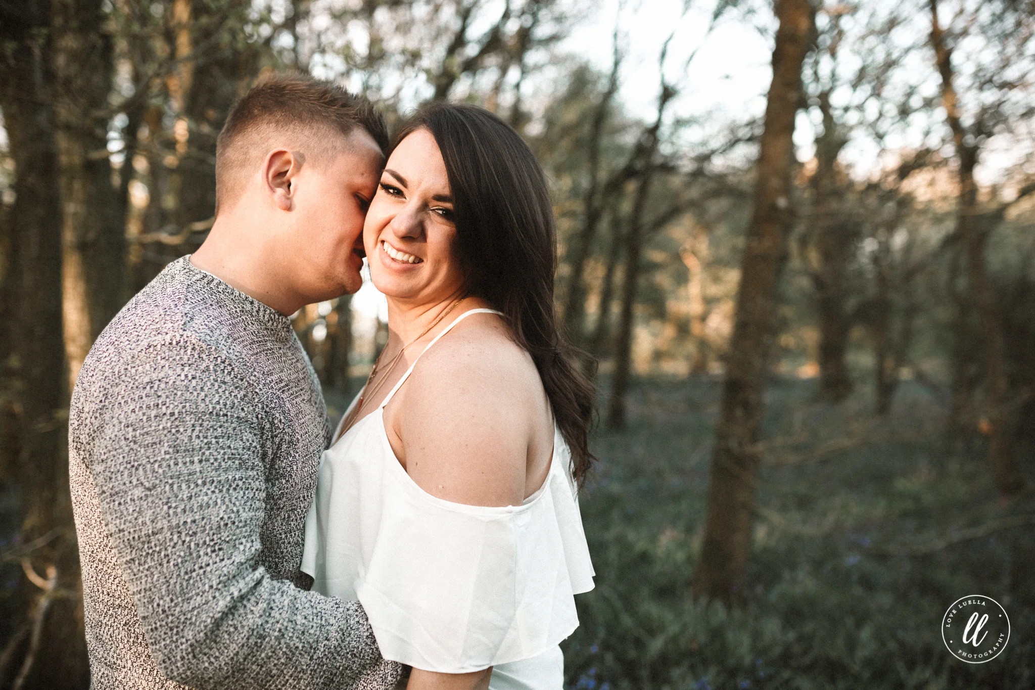 couple shoot pose ideas