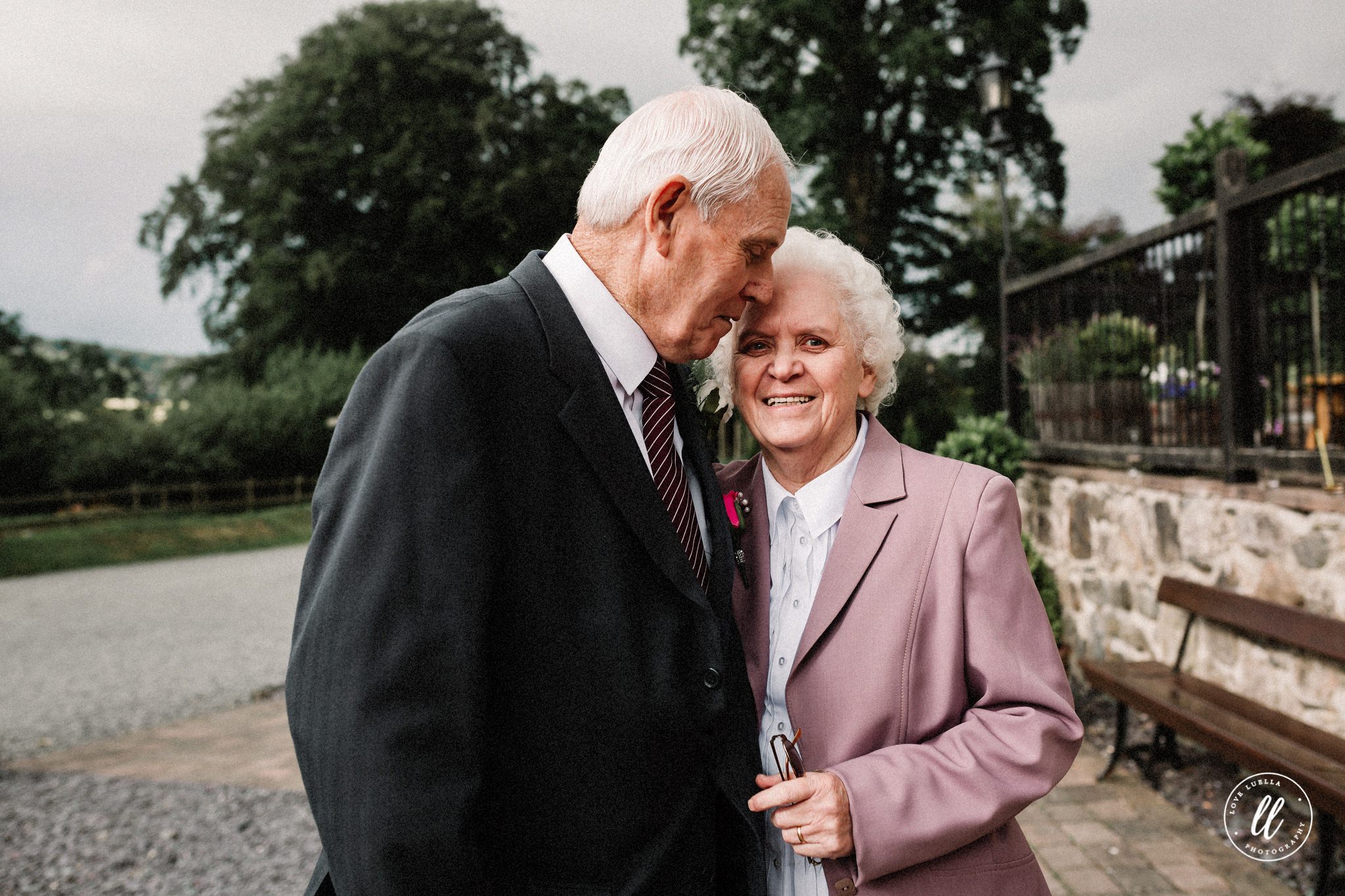 Shrewsbury Wedding Photographer-57.jpg
