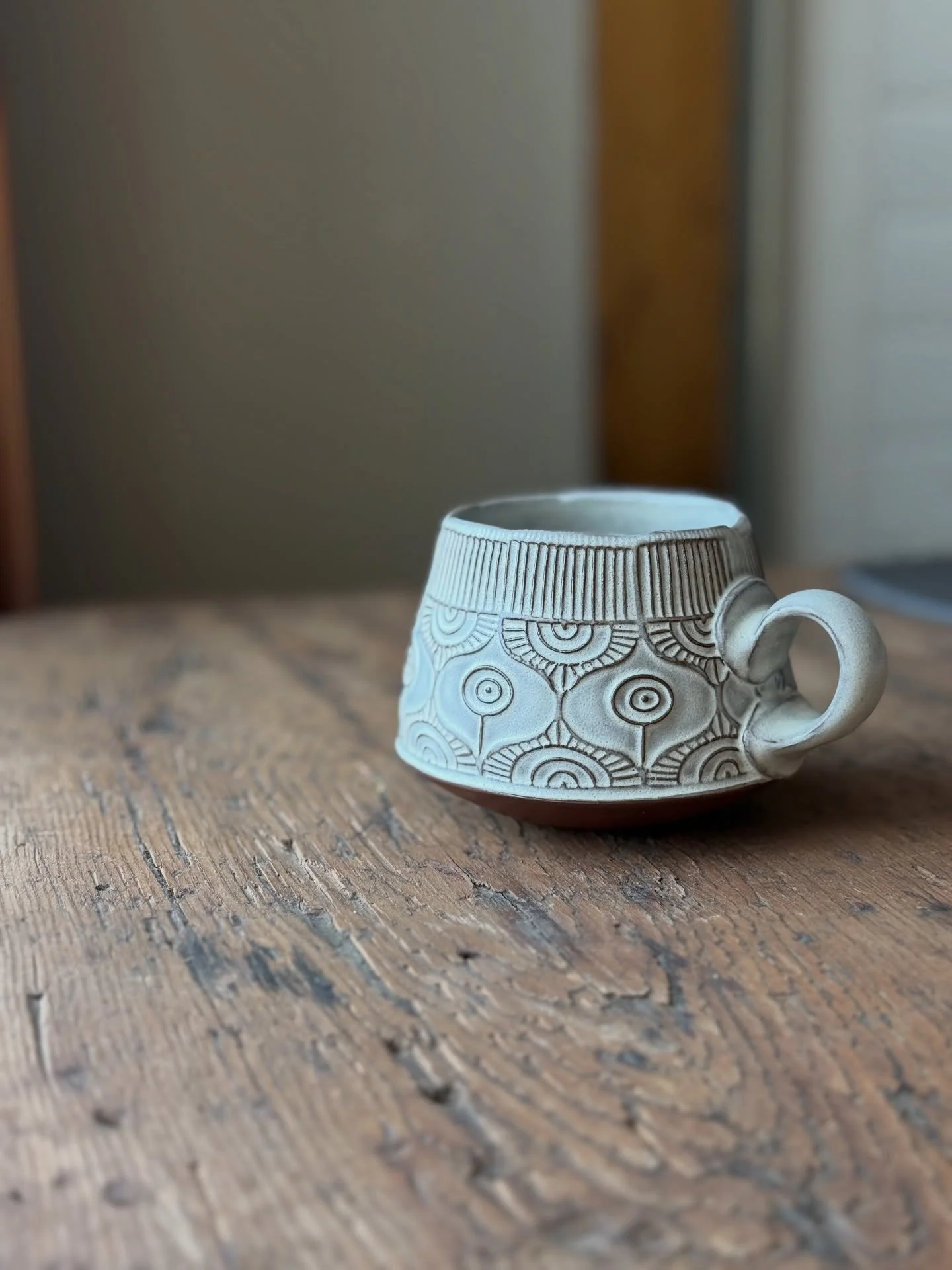 Back in the studio making yesterday, but I was briefly sidetracked trying to move some peony plants. Have you ever seen their roots? Imagine the most ginormous carrots you&rsquo;ve ever seen but then add multiple points shooting off in different dire