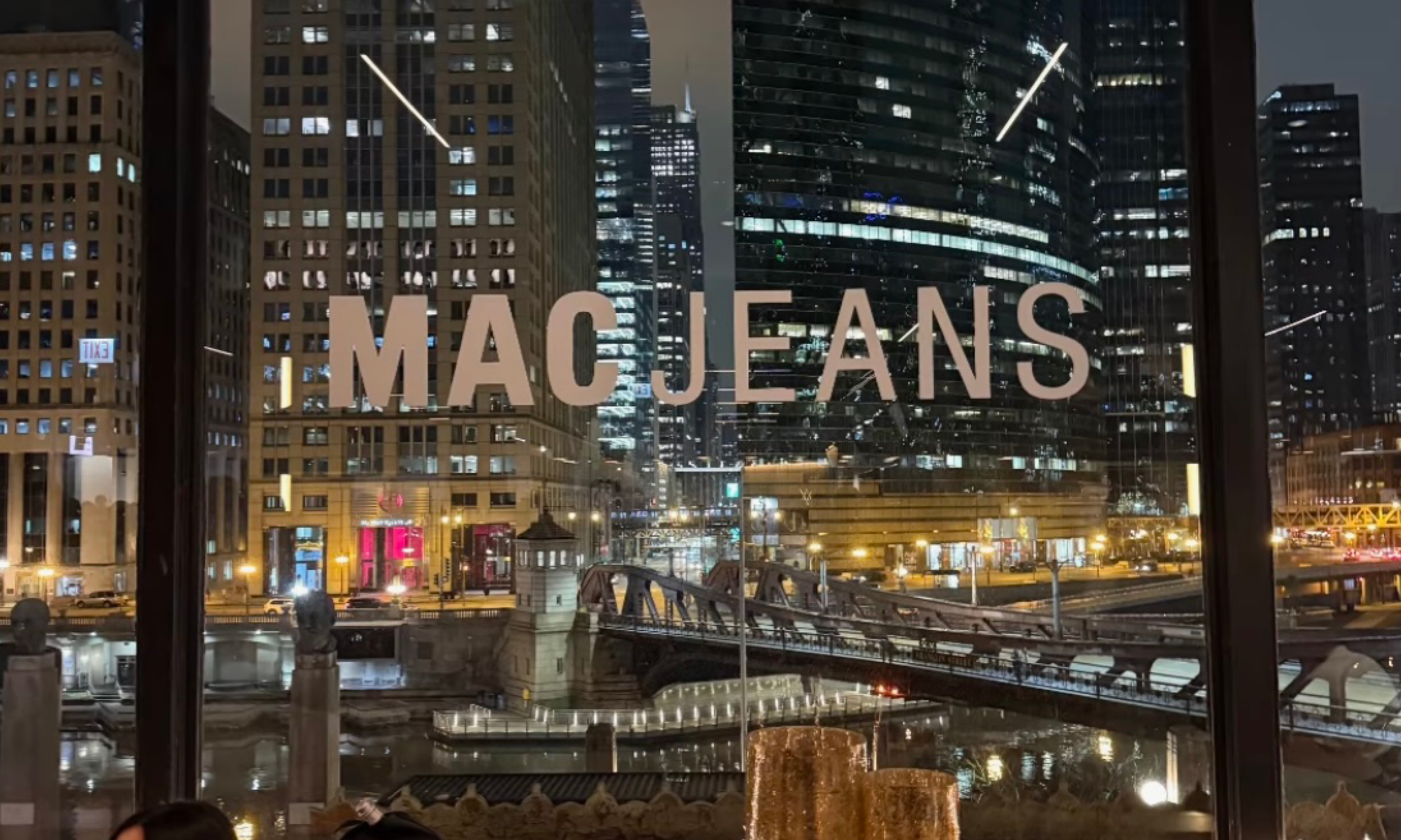 Jollybrowne_Decal_MacJeans.png