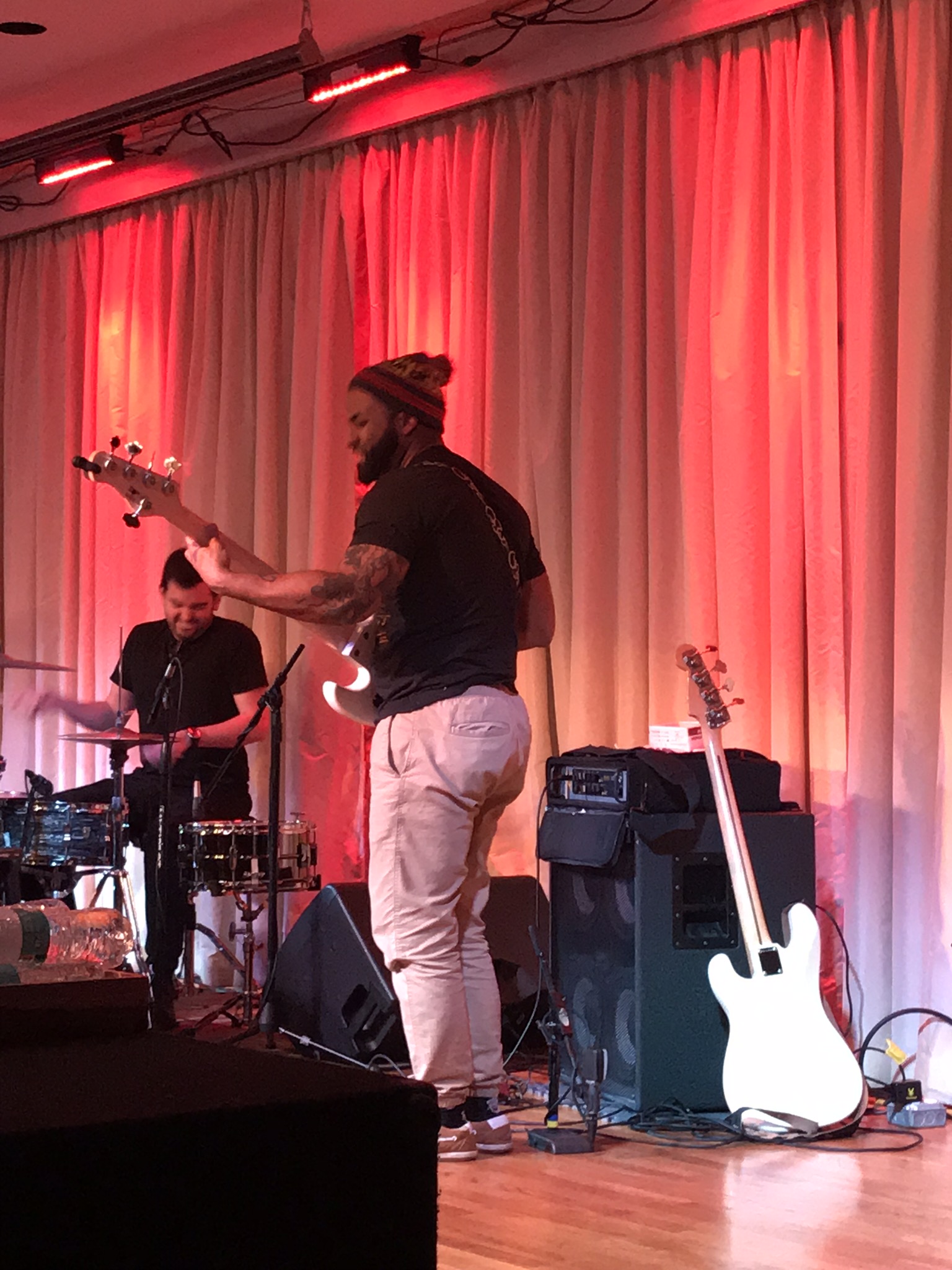 7bdbcf37-4604-4a39-821e-e89210368af4.jpg