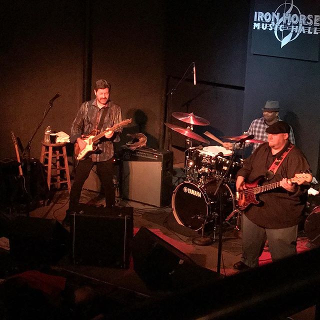 Tab Benoit at Iron Horse!
#blues #bluesmusic #nebr #newenglandbluesreview #music #guitar #bluesrock #rocknroll #rockandroll #drums #drummer #guitars #guitarist #instagood #rock #nebluesreview #contentcreator #bass #bassplayer #livemusic #liveblues #liveband #tabbenoit