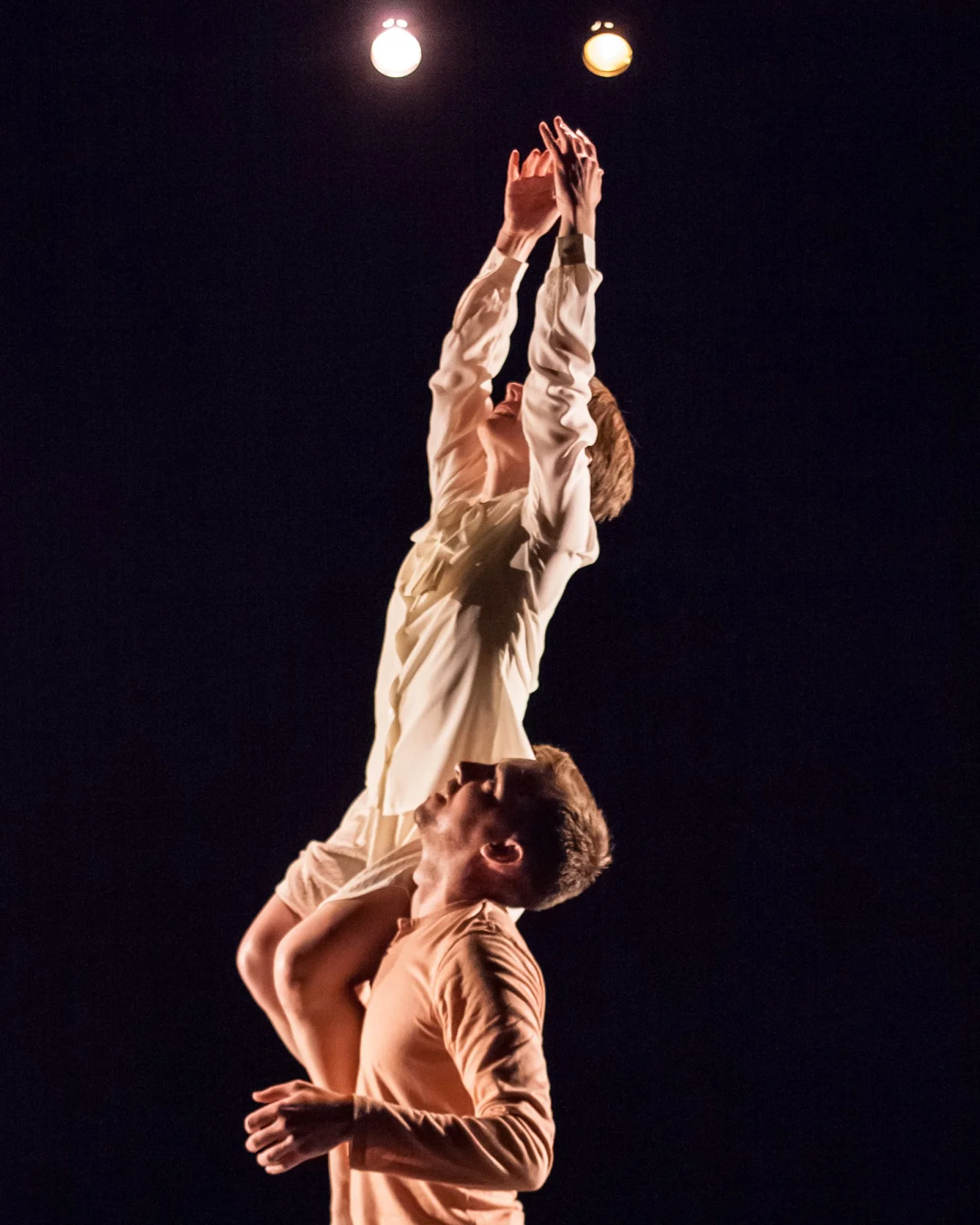 One week from today ‘White Day’ DALLAS CITY PERFORMANCE HALL at 8PM
GET TICKETS: http://dbdt.com/performances/spring-fiesta/
Photo by Sarah Carpenter
