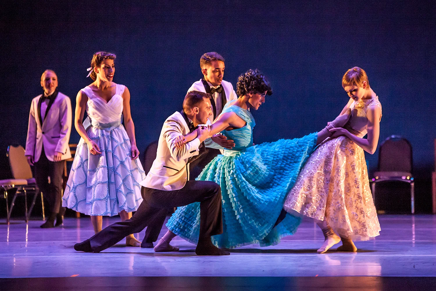 Review: Dark Circles Contemporary Dance