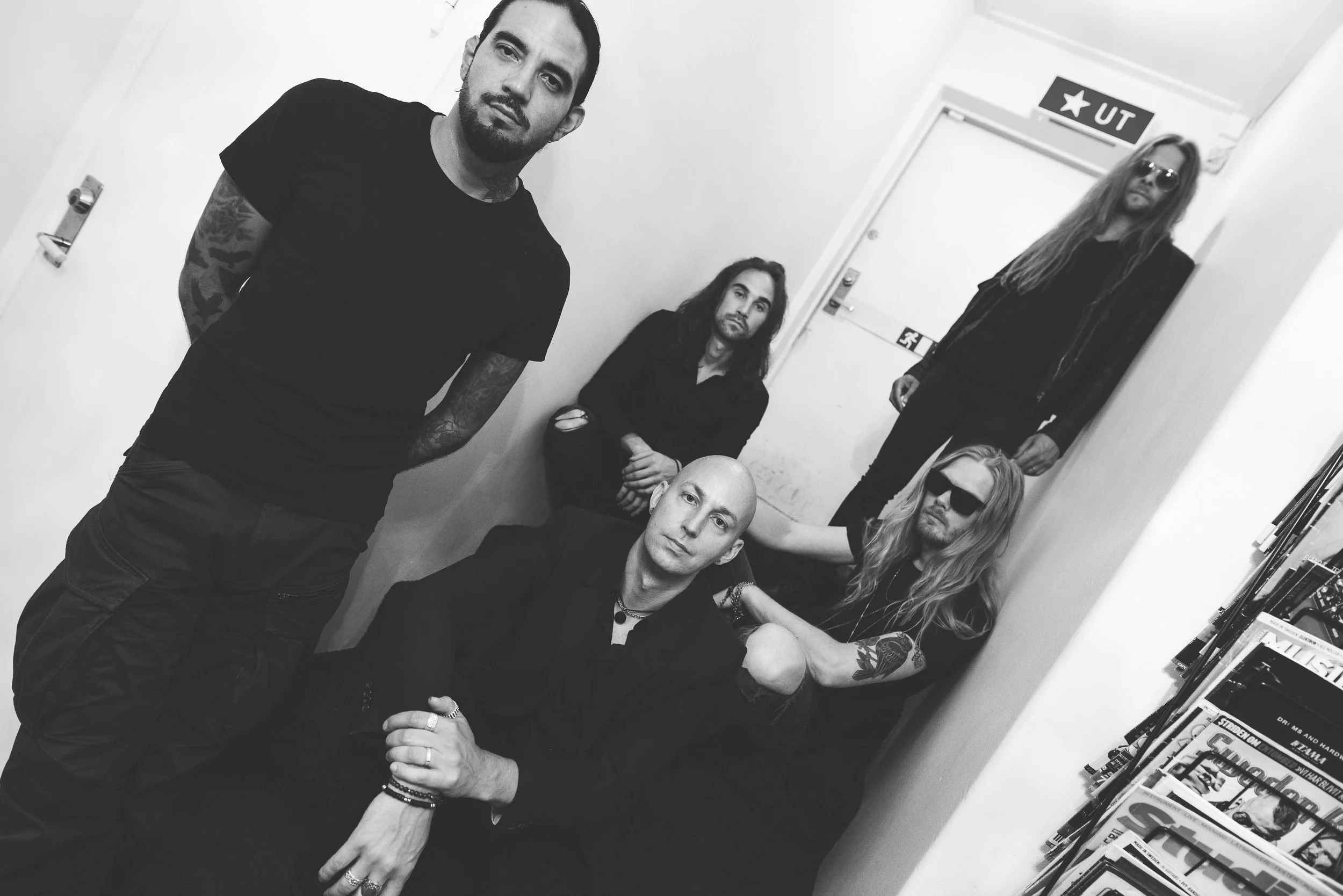 SOEN: Joel Ekelöf – vocals Martin Lopez – drums Lars Åhlund – keys, guitar Stefan Stenberg – bass Cody Ford – lead guitar SOEN’s Lotus will be released on CD, LP, and digital formats. For preorders go to THIS LOCATION . Upcoming Tour Dates: SOEN w/Wheel, Ghost Iris: 3/12/2019 John Dee – Oslo, NO 3/13/2019 Stengade – Copenhagen, DK 3/14/2019 Logo – Hamburg, DE 3/15/2019 Roadrunner – Berlin, DE 3/16/2019 Colos Saal – Aschaffenburg, DE 3/17/2019 Club Cann – Stuttgart, DE 3/19/2019 Backstage Werk – Munich, DE 3/20/2019 Kultopia – Hanau, DE 3/21/2019 Helios – Cologne, DE 3/22/2019 De Effenaar Prognois Festival– Eindhoven, NL 3/25/2019 O2 Academy Islington – London, UK 3/27/2019 L’amperage – Grenoble, FR 3/28/2019 Salamandra – Barelona, ES 3/29/2019 Caracol – Madrid, ES 3/30/2019 Hard Club – Porto, PT 3/31/2019 RCA – Lisbon, PT 4/02/2019 Backstage – Paris, FR 4/03/2019 Z7 – Pratteln, CH 4/04/2019 Legent Club – Milano, IT 4/05/2019 Orion Ciampino – Roma, IT 4/06/2019 Sonic Room Fabricia – Ancona, IT http://www.soenmusic.com http://www.facebook.com/SoenMusic http://www.twitter.com/soenmusic http://www.instagram.com/soenmusic http://sl-music.net http://www.facebook.com/Silver.Lining.Music.Ltd