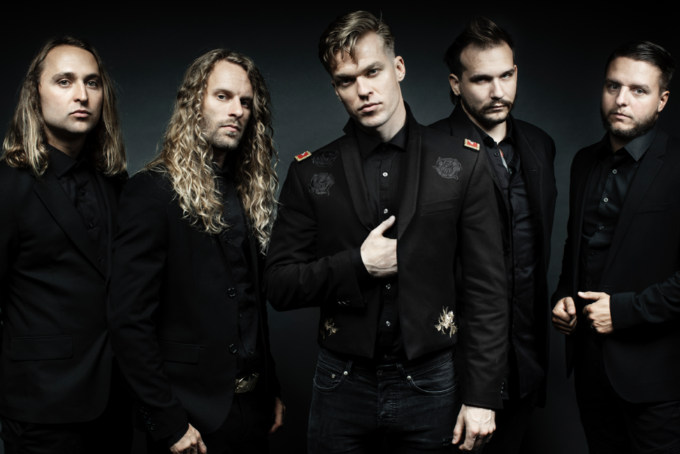 New Jersey's Toothgrinder have premiered the video for the new song " My Favorite Hurt " over at Alternative Press . Watch and listen, and learn about the deeper meaning behind the song, HERE . The band's third album I AM , which was produced by Matt Squire (Ariana Grande, Panic! At the Disco, Underoath), is out on October 11 via Spinefarm Records. It's available for pre-order HERE . The band has previously shared the new song and video for the title track . Watch and listen HERE . Toothgrinder will also hit the road this fall with All That Remains and Lacuna Coil. All Toothgrinder dates are below. I AM TRACK LISTING: "The Silence Of A Sleeping WASP" "ohmymy" "My Favorite Hurt" "No Tribe" "no surrender in The House Of Leaves" "shiVer" "The New Punk Rock" "too soft for the scene, TOO MEAN FOR THE GREEN" "Can Ü Live Today?" "The Fire Of June" "I AM" WITH ALL THAT REMAINS, LACUNA COIL, BAD OMENS, UNCURED: 9/24: Houston, TX @ White Oak Music Hall 9/27: Phoenix, AZ @ The Pressroom 9/28: Las Vegas, NV @ Hard Rock Live 9/30: San Diego, CA @ House of Blues 10/1: Los Angeles, CA @ The Regent Theater 10/2: Berkeley, CA @ The UC Theatre 10/3: Sacramento, CA @ Ace of Spades 10/5: Spokane, WA @ Knitting Factory 10/6: Calgary, AB @ The Palace Theatre 10/7: Edmonton, AB @ The Starlite Room 10/9: Winnipeg, MB @ The Park Theatre 10/10: Minot, ND @ The 'O' riginal Bar and Nightclub 10/13 – 10/17: Megadeth “MegaCruise” TOOTHGRINDER ONLINE: https://twitter.com/toothgrinderusa https://www.instagram.com/toothgrinder_usa https://www.facebook.com/toothgrinder.usa