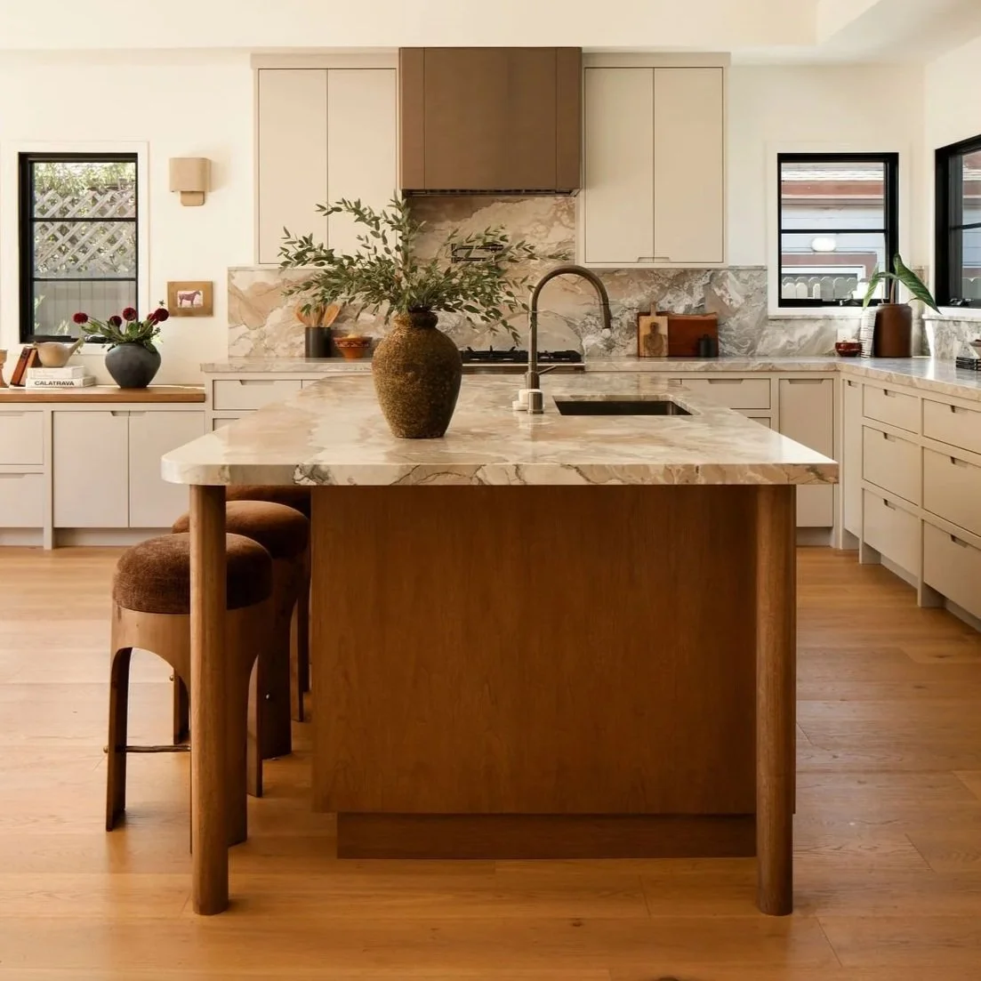 MAR VISTA ECLECTIC