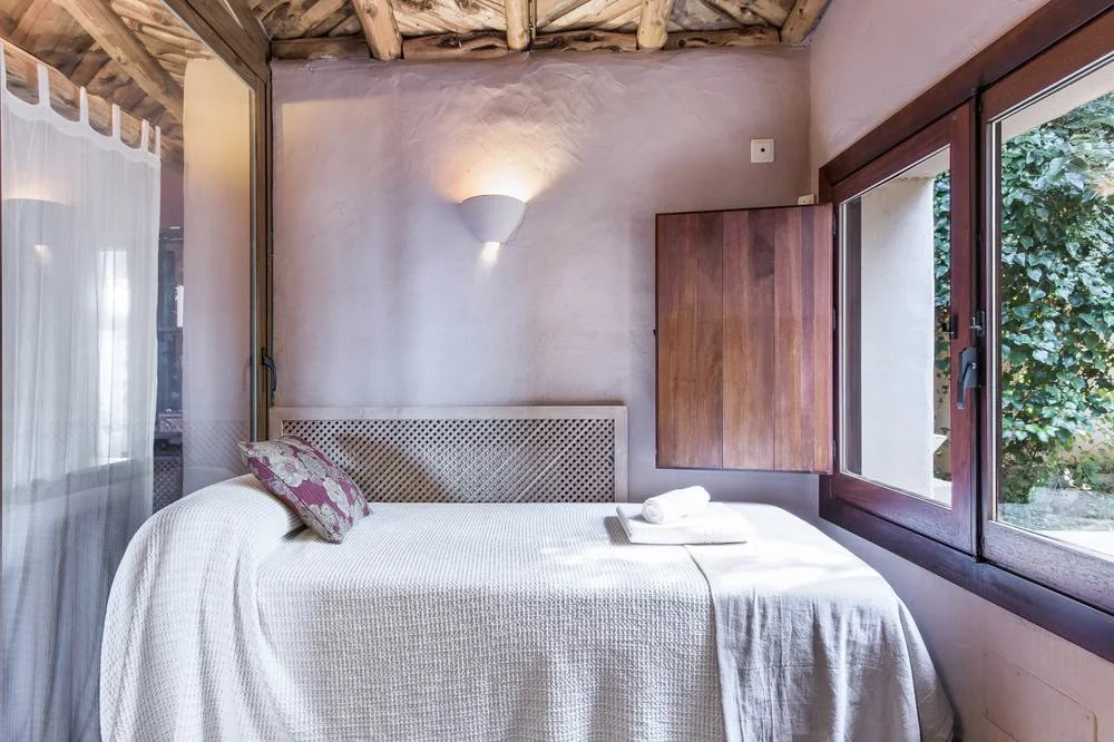 Yoga-Retreat-Venue-for-hire-Ibiza-25-PRINCES ROOM .jpg