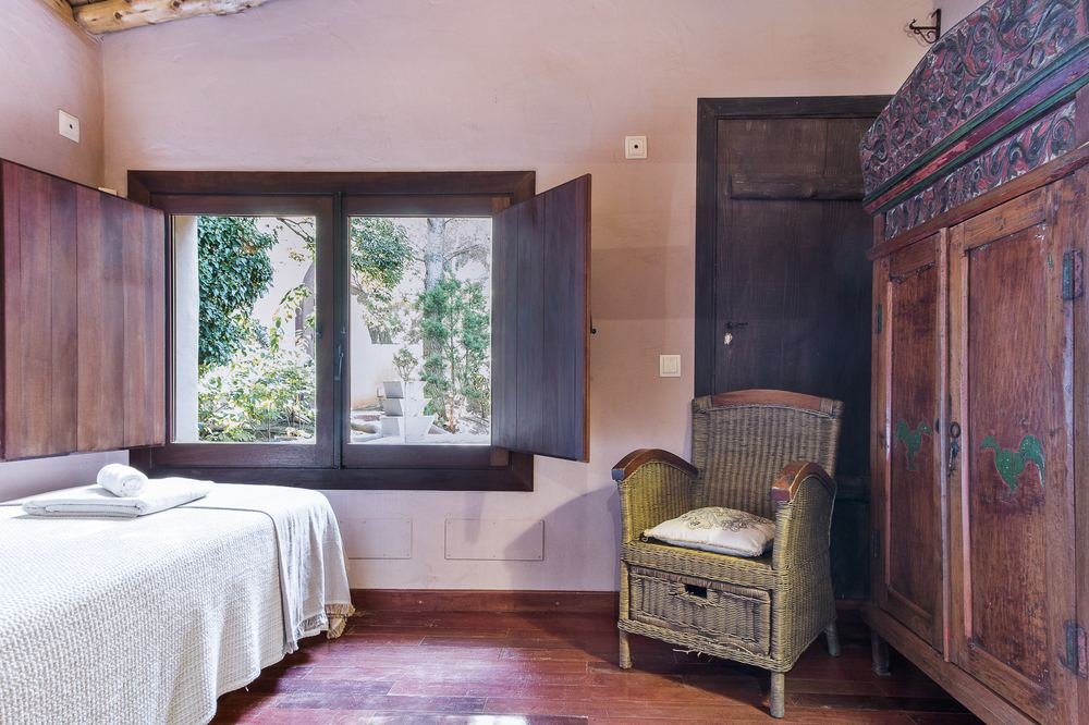 Yoga-Retreat-Venue-for-hire-Ibiza-26-PRINCESS ROOM-2.jpg