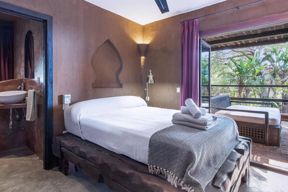 Yoga-Retreat-Venue-for-hire-Ibiza-33-BROWN ROOM.jpg