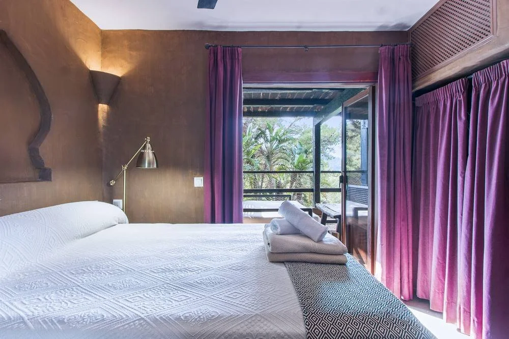 Yoga-Retreat-Venue-for-hire-Ibiza-34-BROWN ROOM-2.jpg