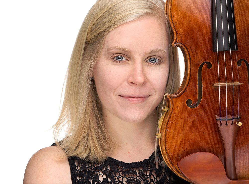Angela Kratchmer (viola).jpg