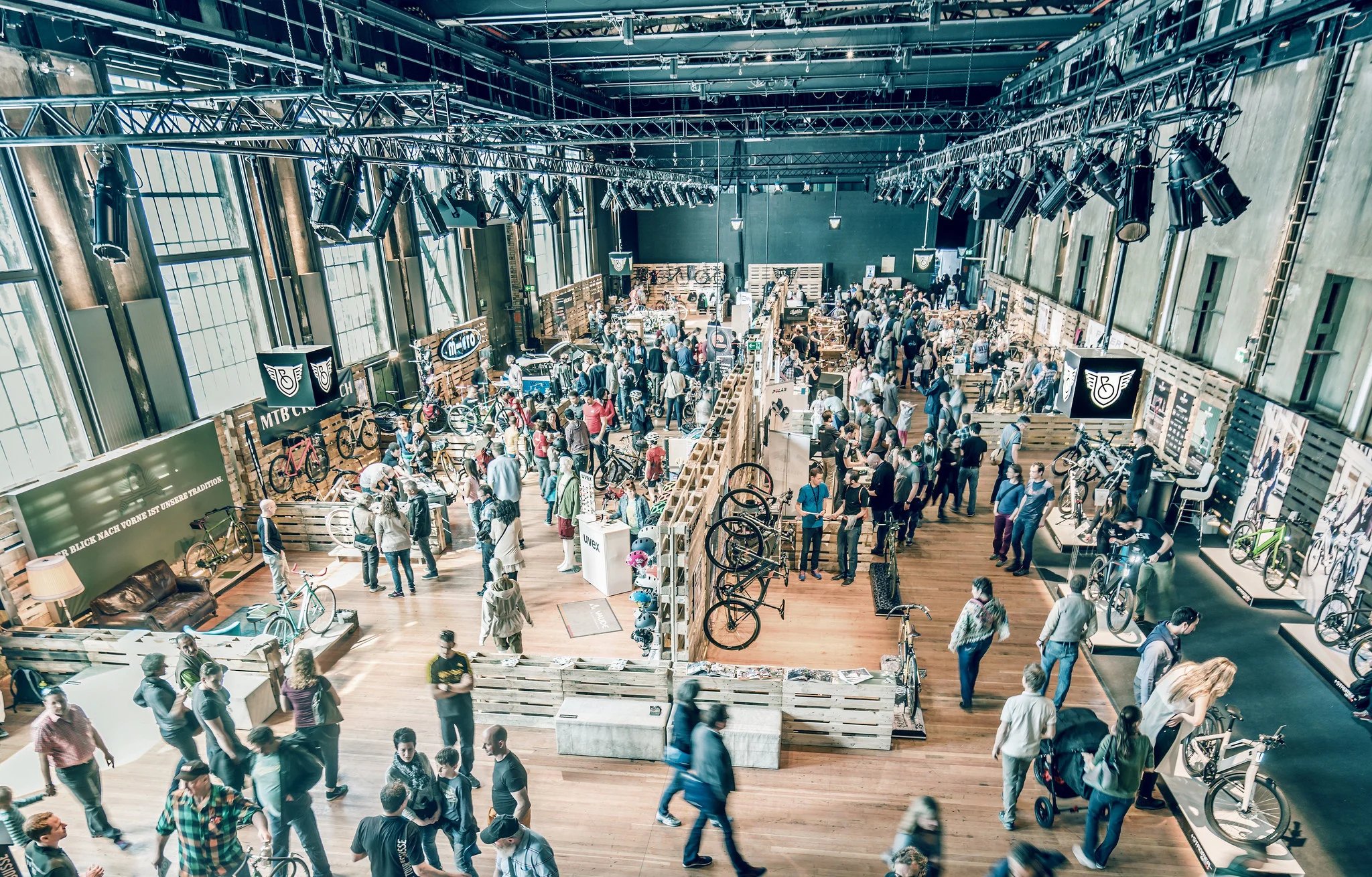 Urban Bike Festival, Expo Halle (Bild: TolisArt.com / Karin Bischof / jehonaabrashi.com)