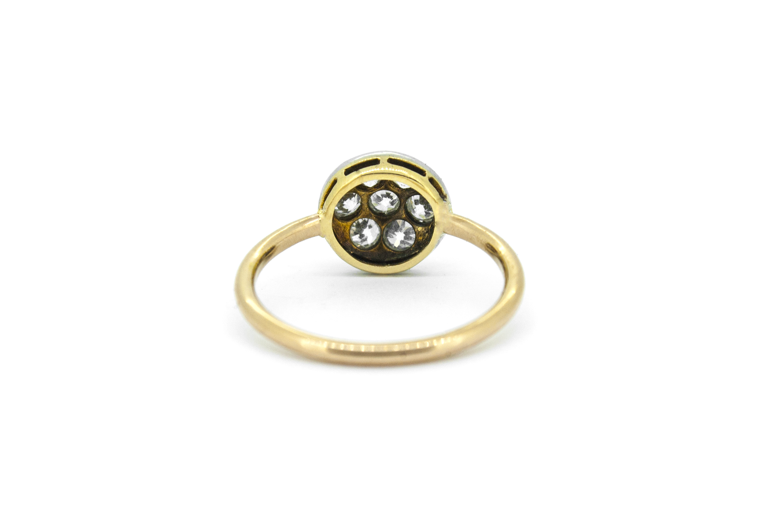 Diamond-Pave-Disc-Ring-3.png