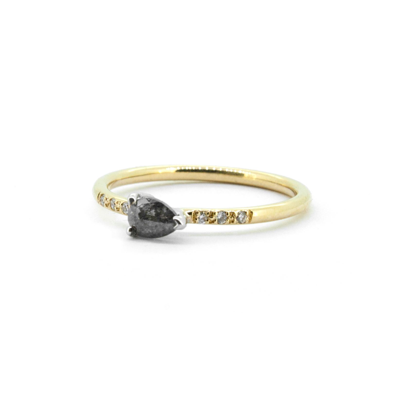 Rose-Dia-Arrow-Ring-2.png