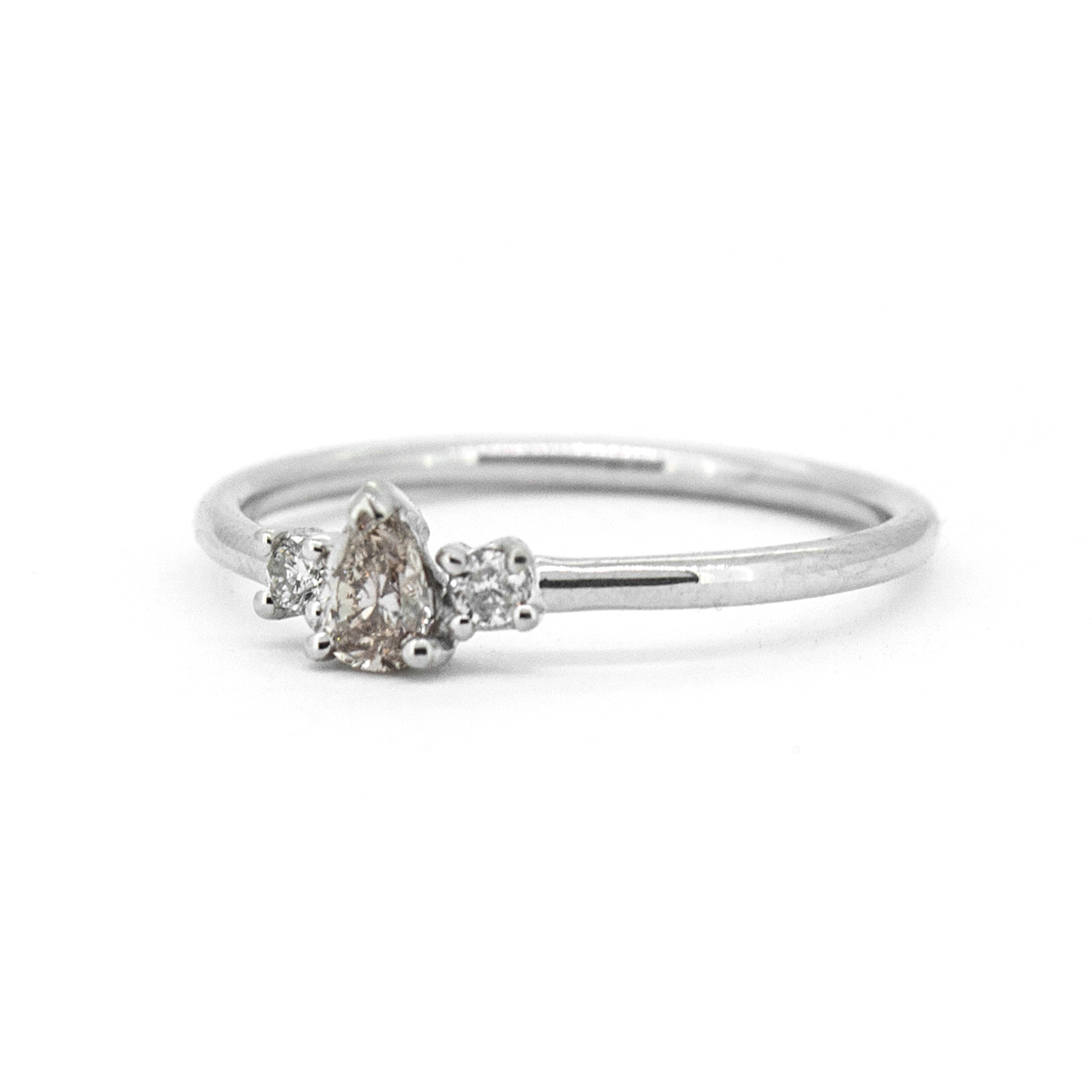 Diamond-Aurora-Ring-3.png
